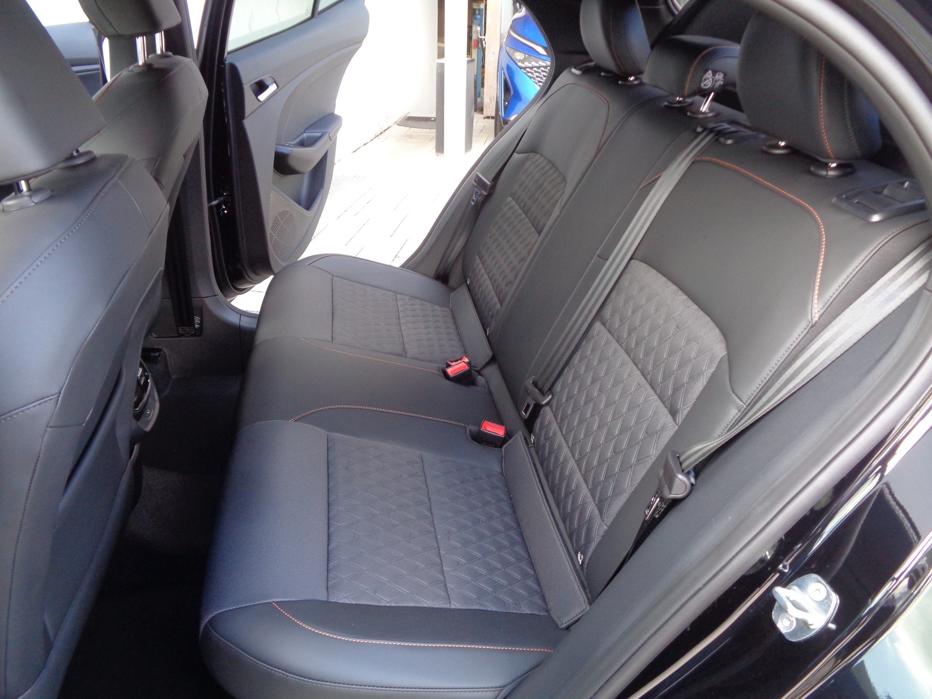 MG 3 1.5 Hybrid Luxury Aut.-image-14