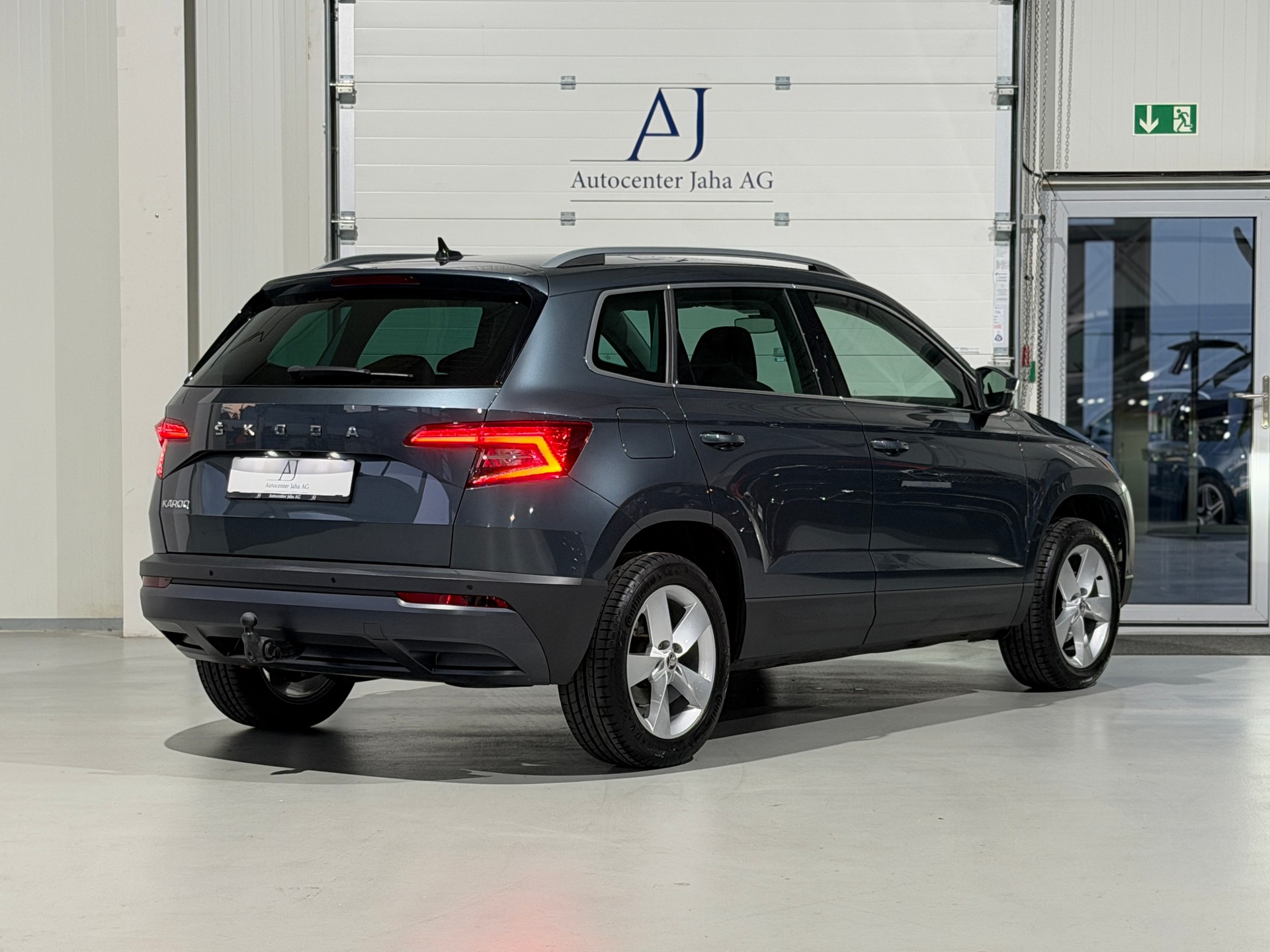 SKODA Karoq 1.5 TSI Style DSG AHK 1.5T-image-6
