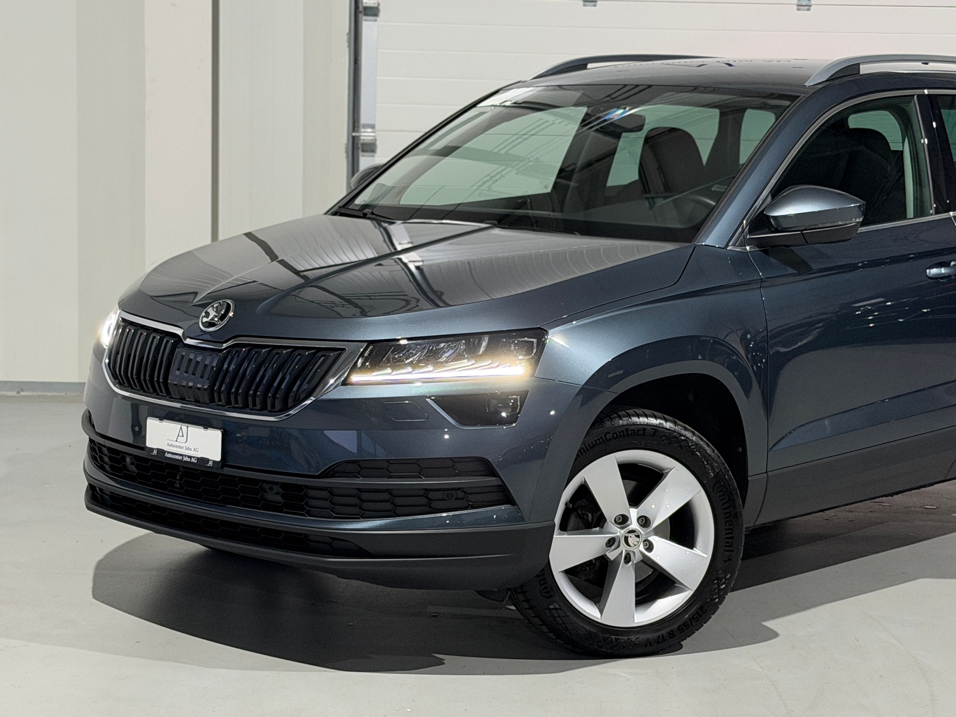 SKODA Karoq 1.5 TSI Style DSG AHK 1.5T-image-1