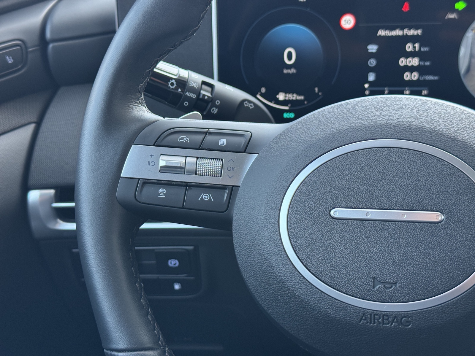 HYUNDAI Tucson 1.6 T-GDi PHEV Vertex 4WD-image-11