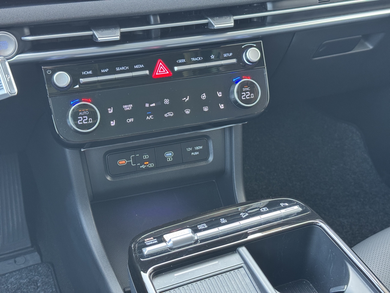 HYUNDAI Tucson 1.6 T-GDi PHEV Vertex 4WD-image-12