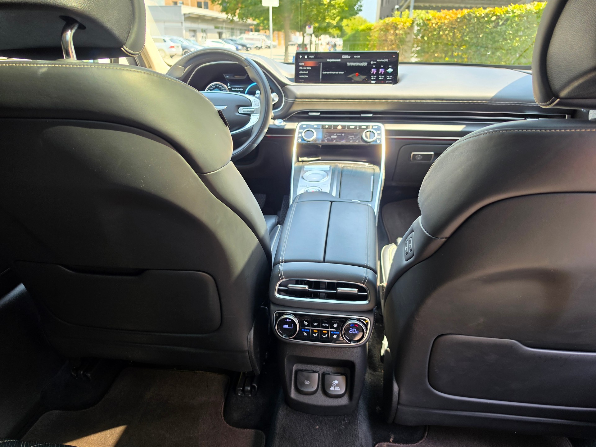 GENESIS GV80 3.0 CRDI Luxus AT8 AWD-image-12
