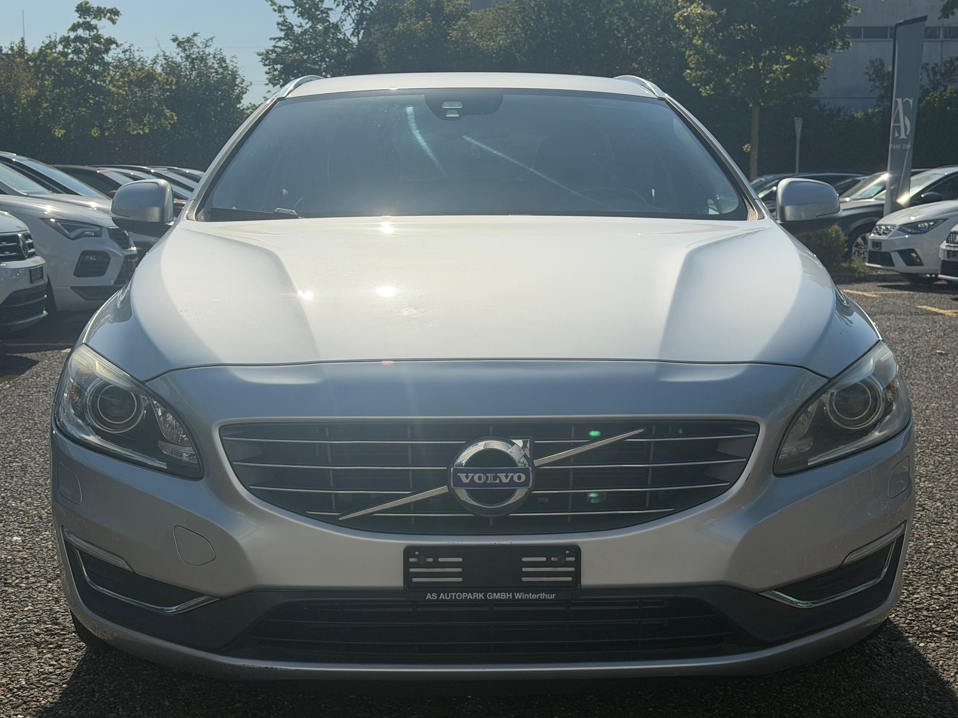 VOLVO V60 D4 OceanRace Geartronic-showroom-element-1