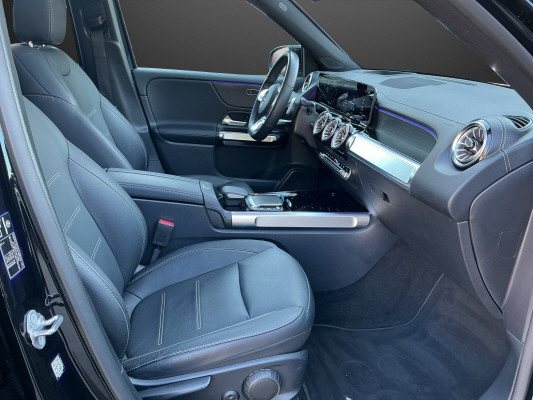 MERCEDES-BENZ GLB 250 AMG Line 4 MATIC-image-8