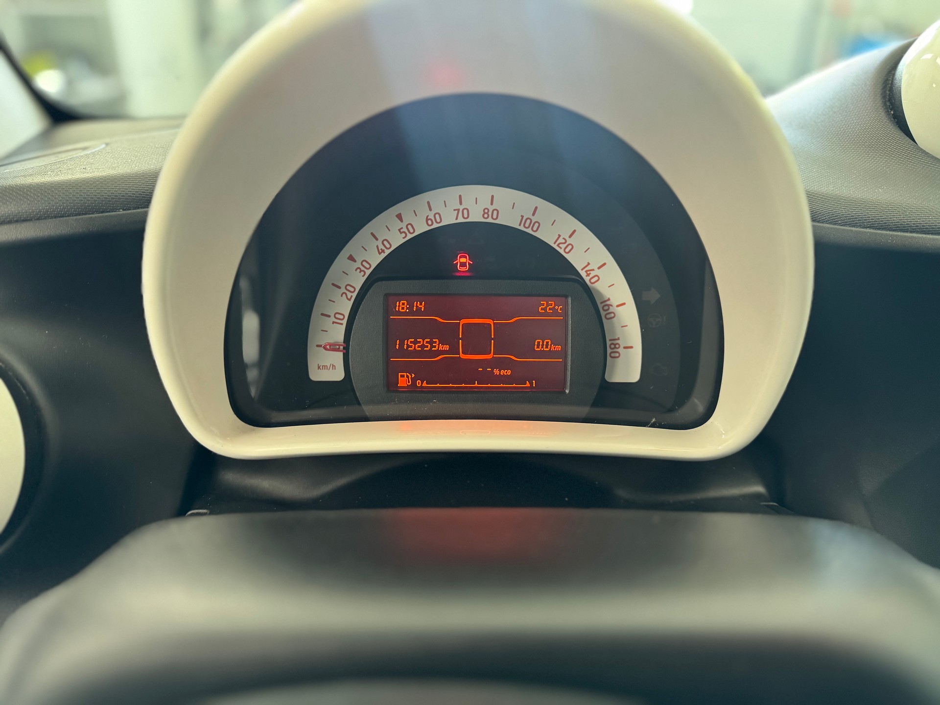SMART fortwo-image-13