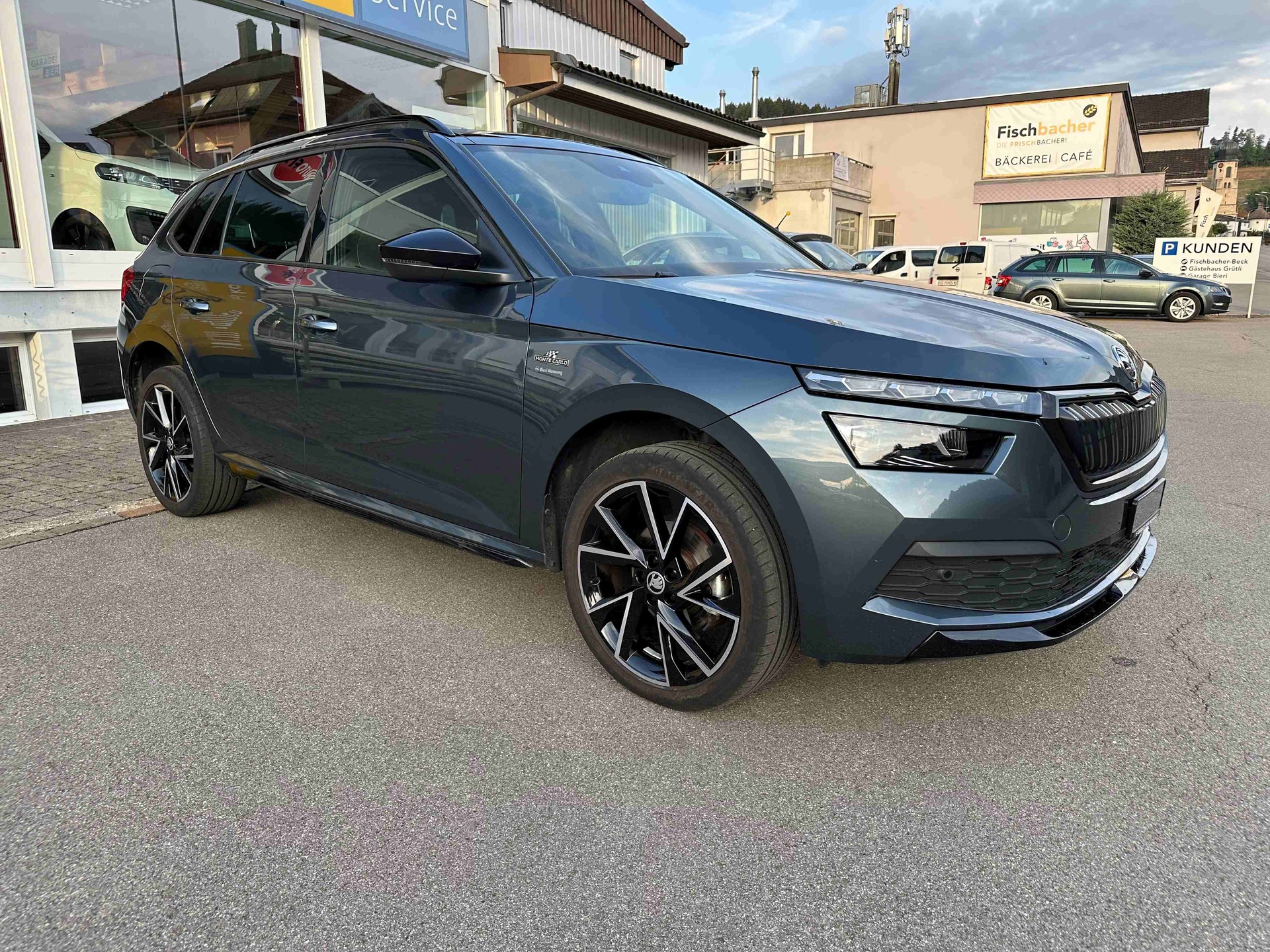 SKODA Kamiq 1.0 TSI Monte Carlo DSG-image-8