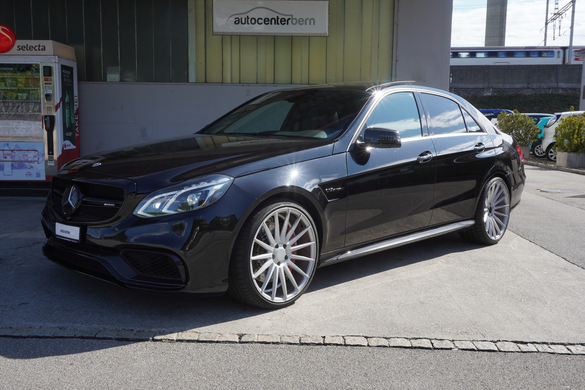 MERCEDES-BENZ E 63 AMG S 4Matic Speedshift-image-1