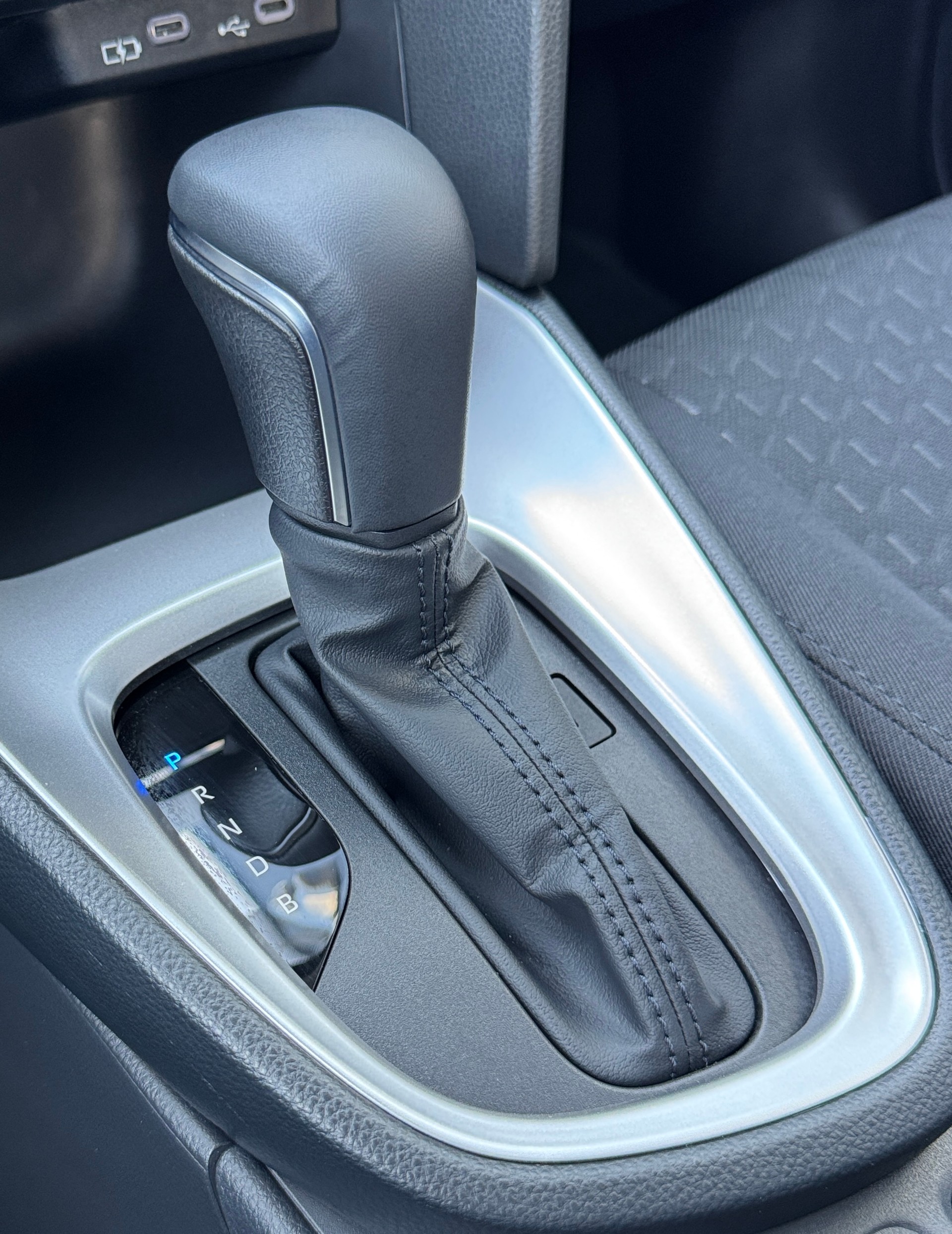 TOYOTA Yaris Cross 1.5 Comfort e-CVT-image-19