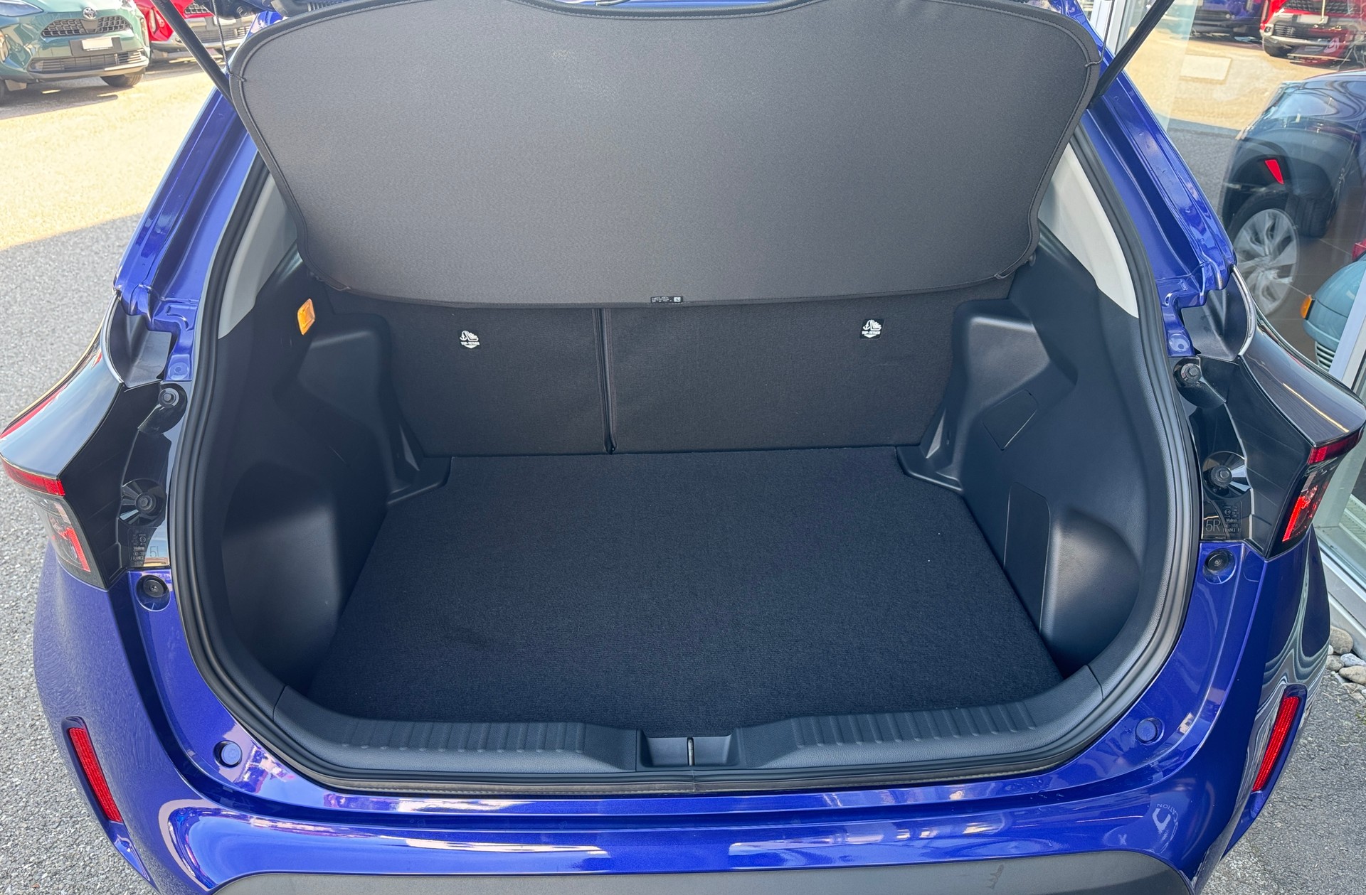 TOYOTA Yaris Cross 1.5 Comfort e-CVT-image-8