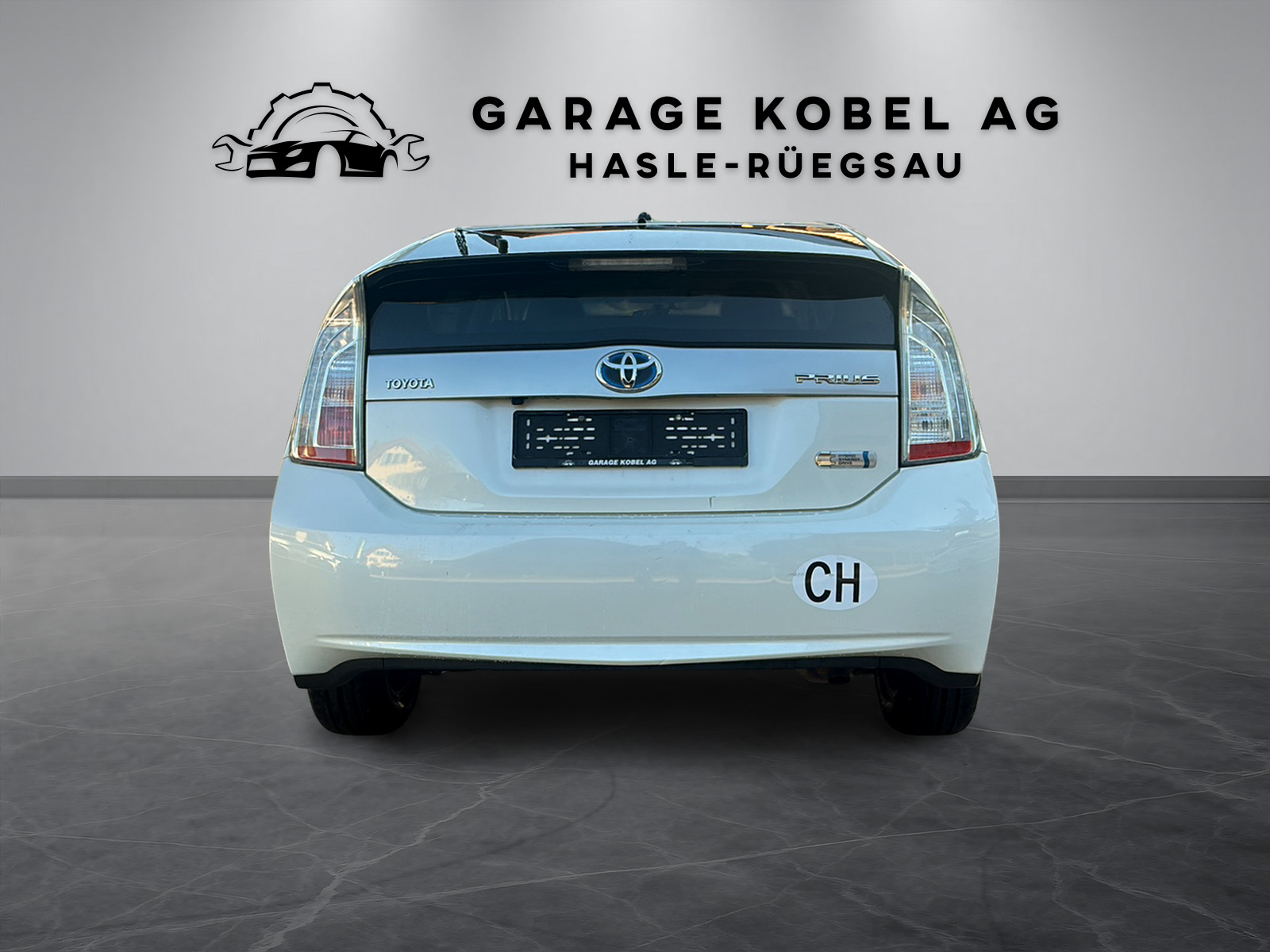 TOYOTA Prius 1.8 16V Plug-in Hybrid Sol-image-3