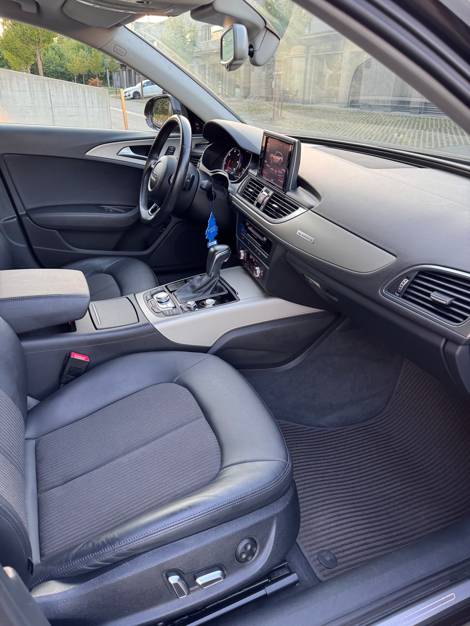 AUDI A6 allroad 3.0 BiTDI V6 quattro tiptronic-image-9