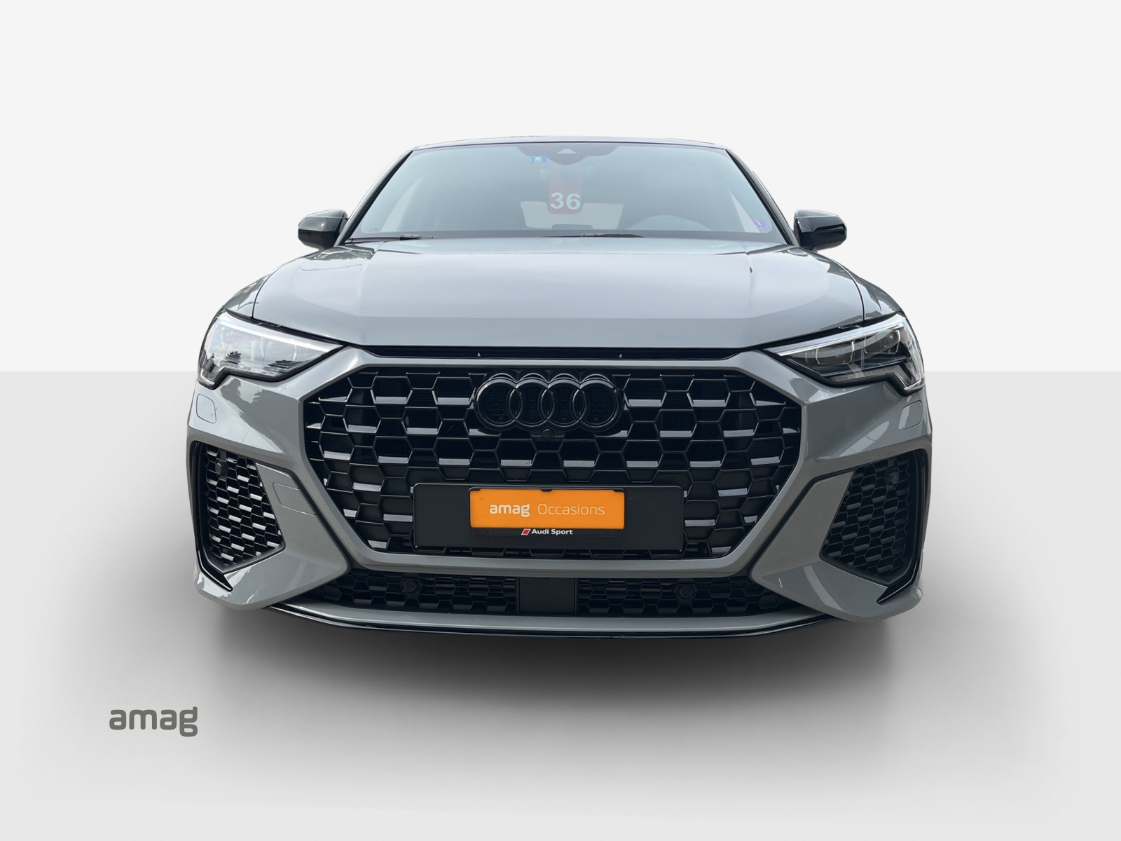 AUDI RS Q3 Sportback quattro S tronic-image-6