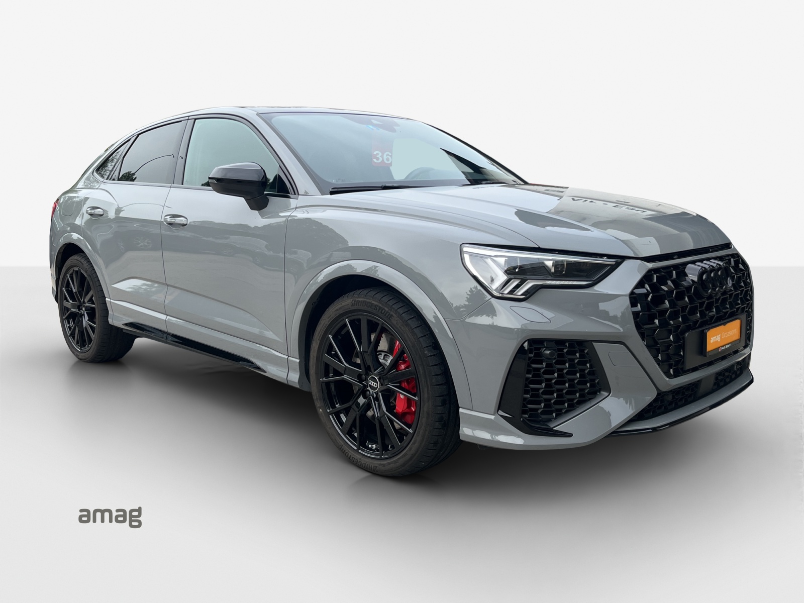 AUDI RS Q3 Sportback quattro S tronic-image-5