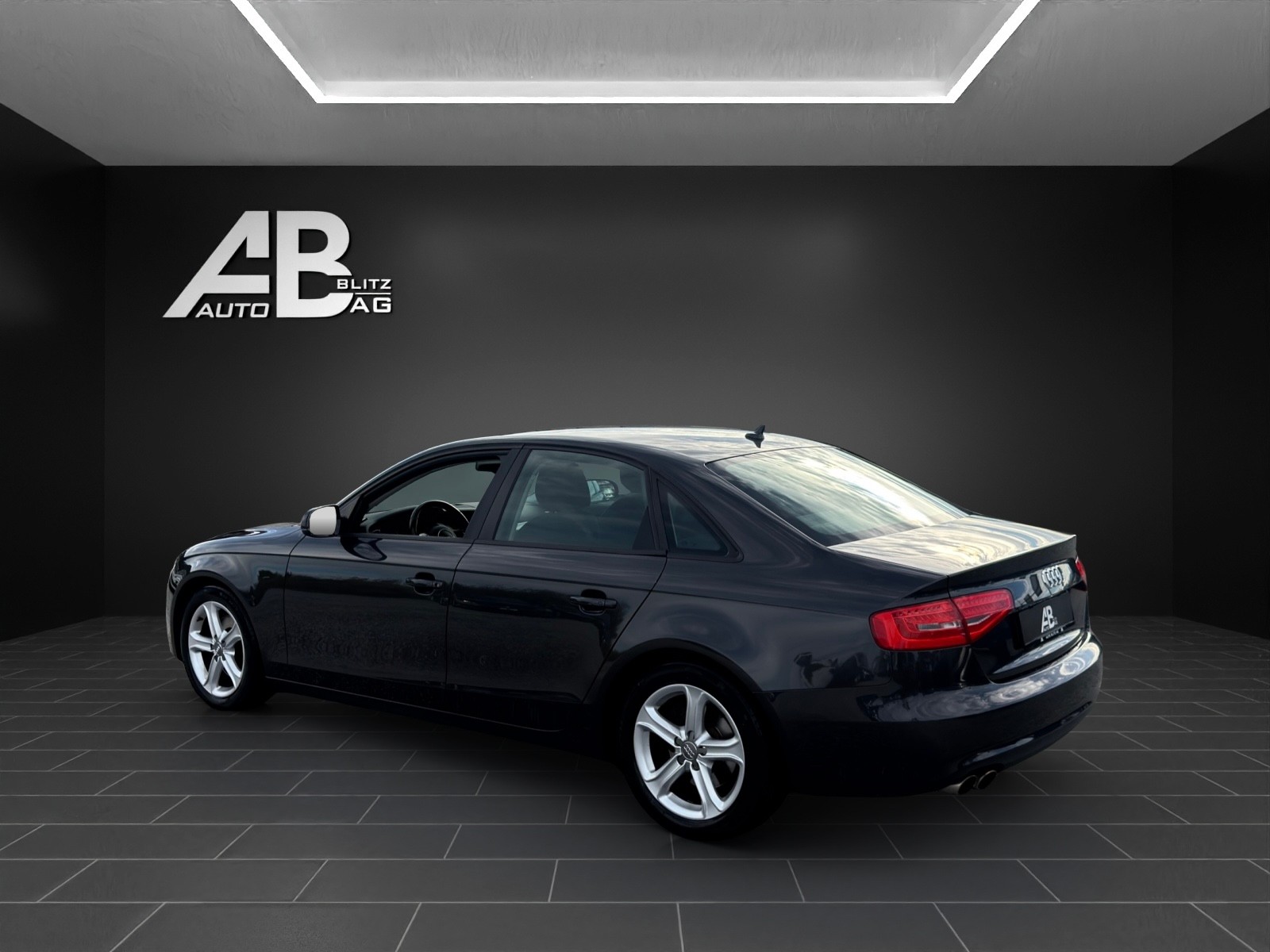AUDI A4 Limousine 1.8 TFSI mit 170 PS-image-2