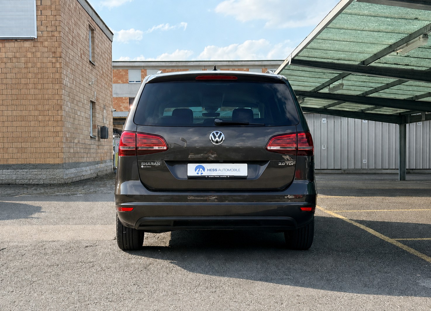VW Sharan 2.0 TDI BMT Comfortline DSG-Automat-image-4