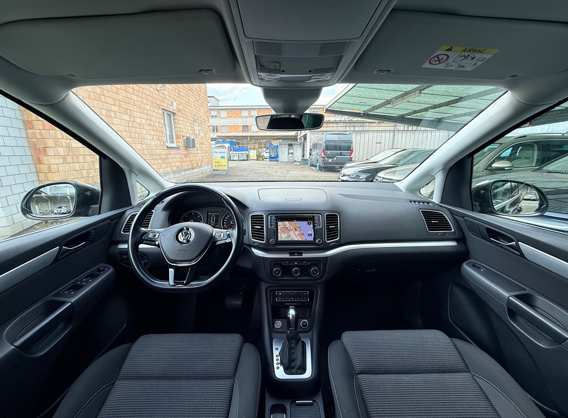 VW Sharan 2.0 TDI BMT Comfortline DSG-Automat-image-19