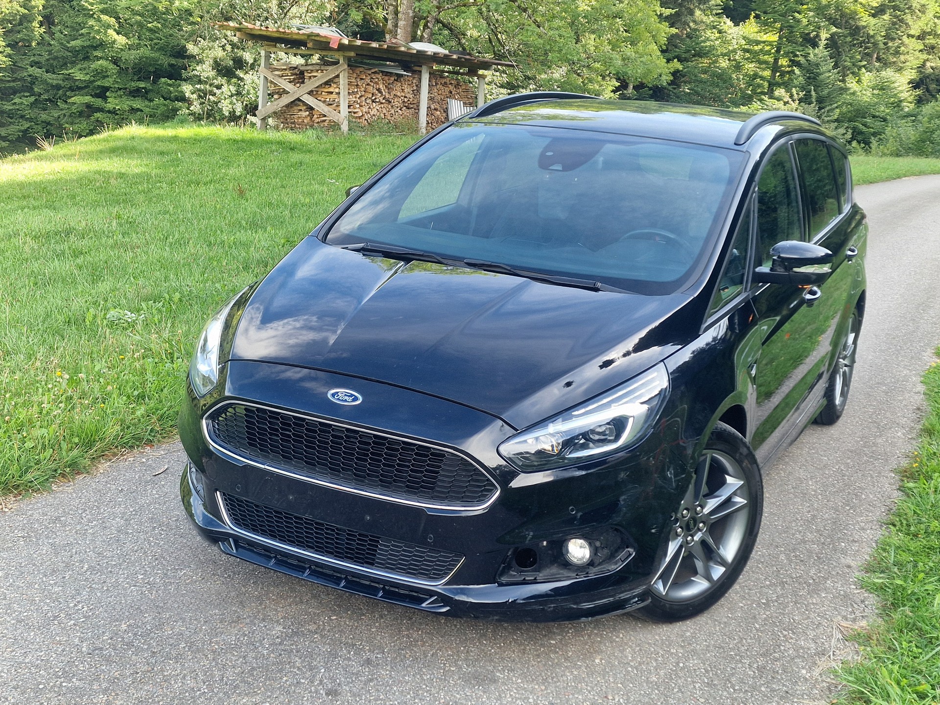 FORD 1.5 EcoB ST-Line, MFK: 16.12.2025, 7-PLATZ - FIXPREIS-image-0