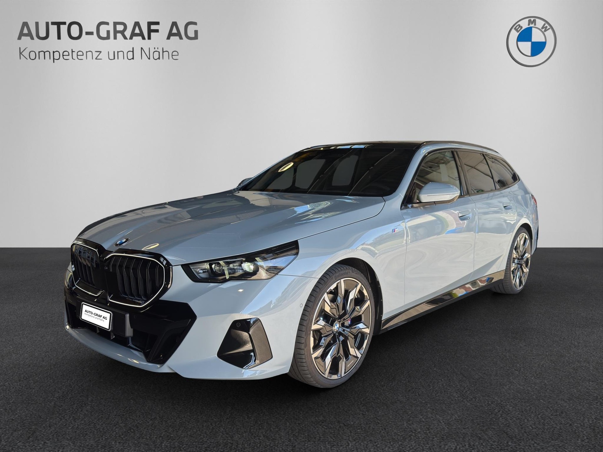 BMW 520d xDrive Touring M Sport Pro-image-0