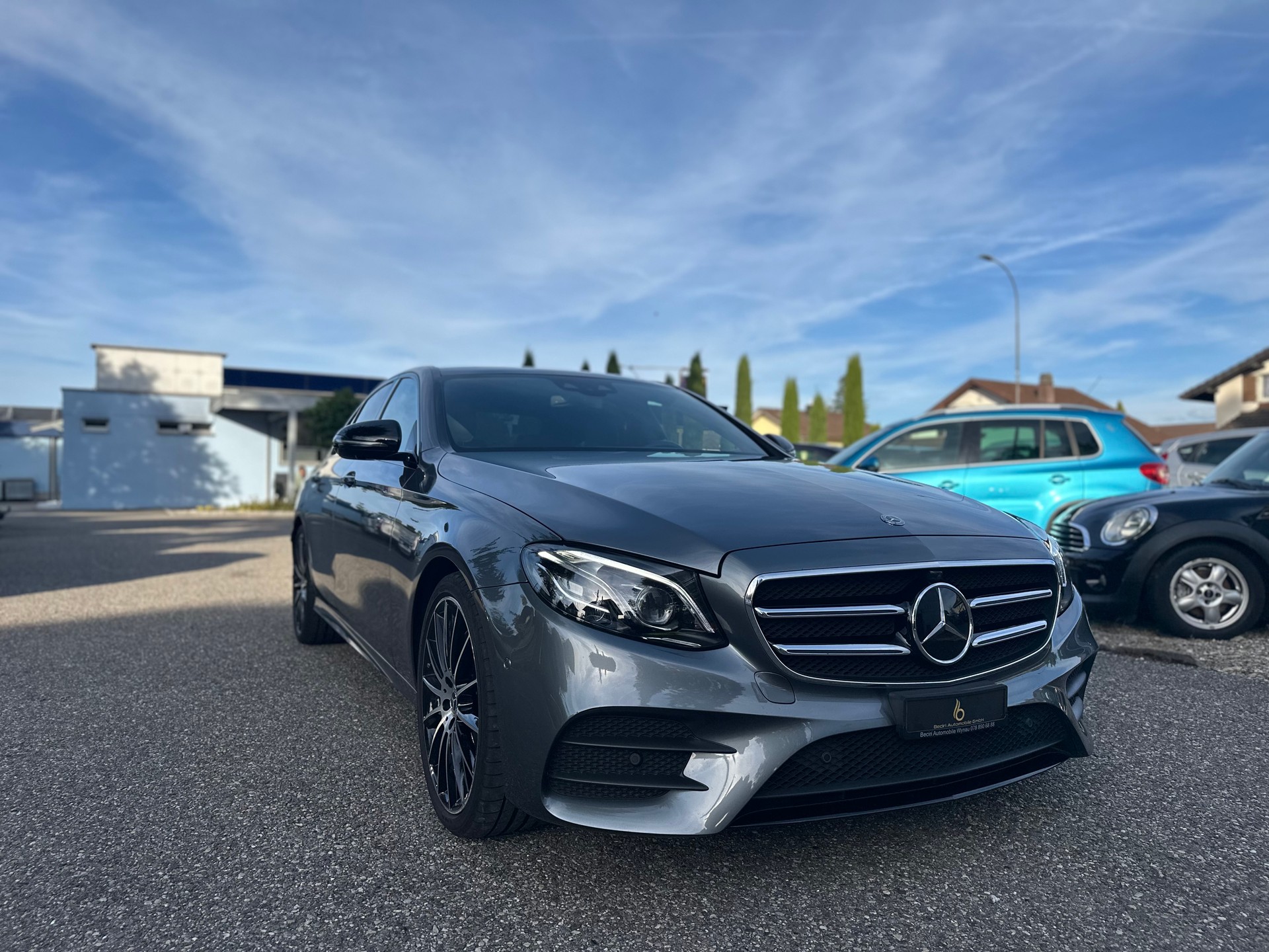 MERCEDES-BENZ E 200 AMG Line 4Matic 9G-Tronic-image-2