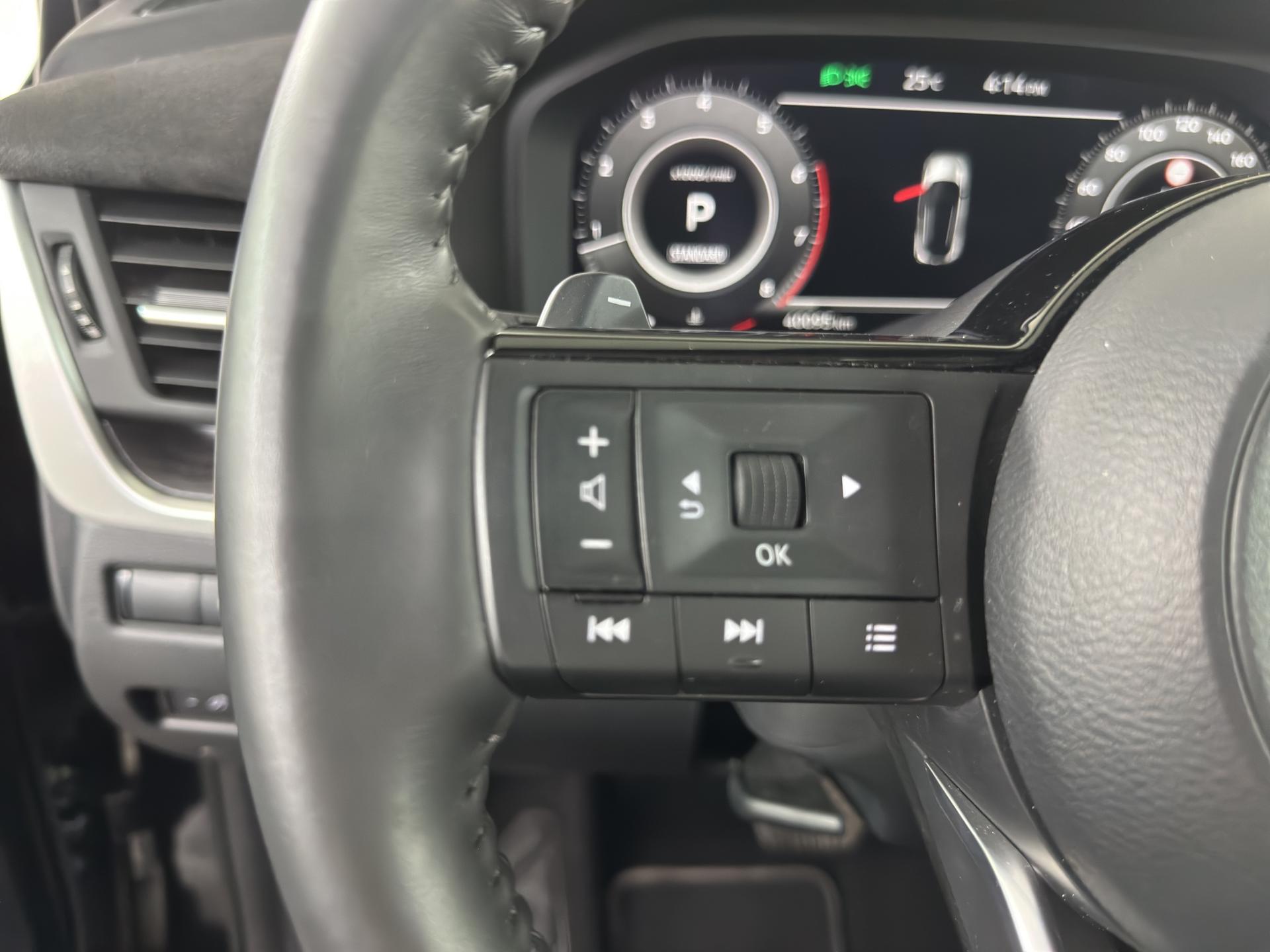 NISSAN Qashqai 1.3 DIG-T MHEV Tekna+ Xtronic 4x4-image-22
