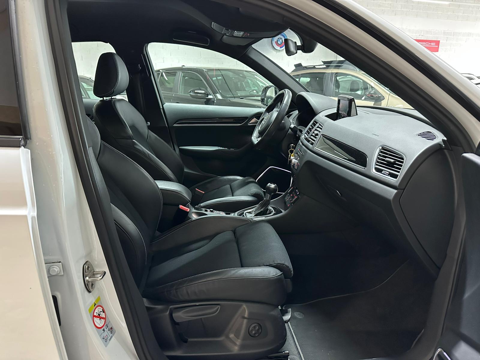 AUDI Q3 1.4 TFSI Sport S-LINE S-tronic — slika 12