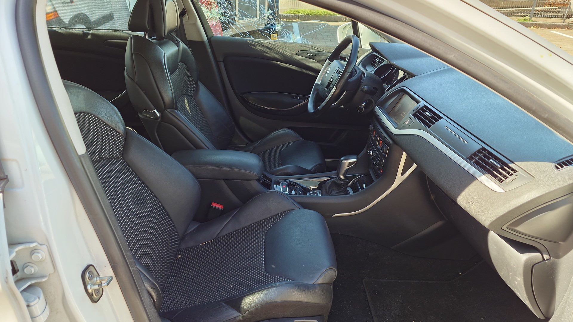 CITROEN C5 Berline 1.6 Turbo Exclusive Automatic-image-11