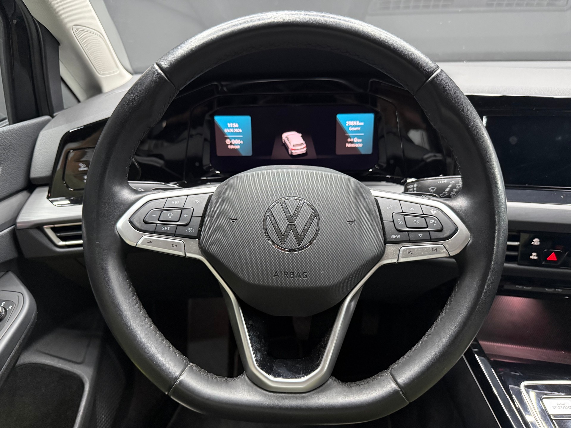 VW Golf 2.0 TSI Style DSG-image-19