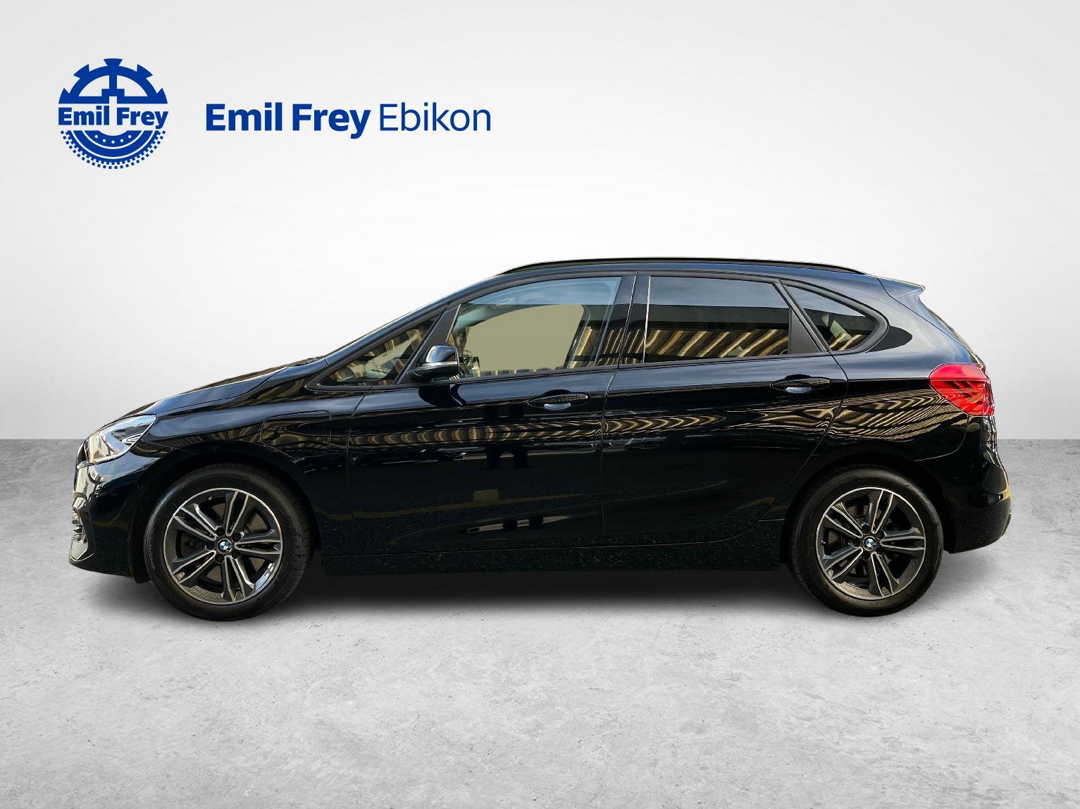 BMW 225xe Active Tourer-image-1