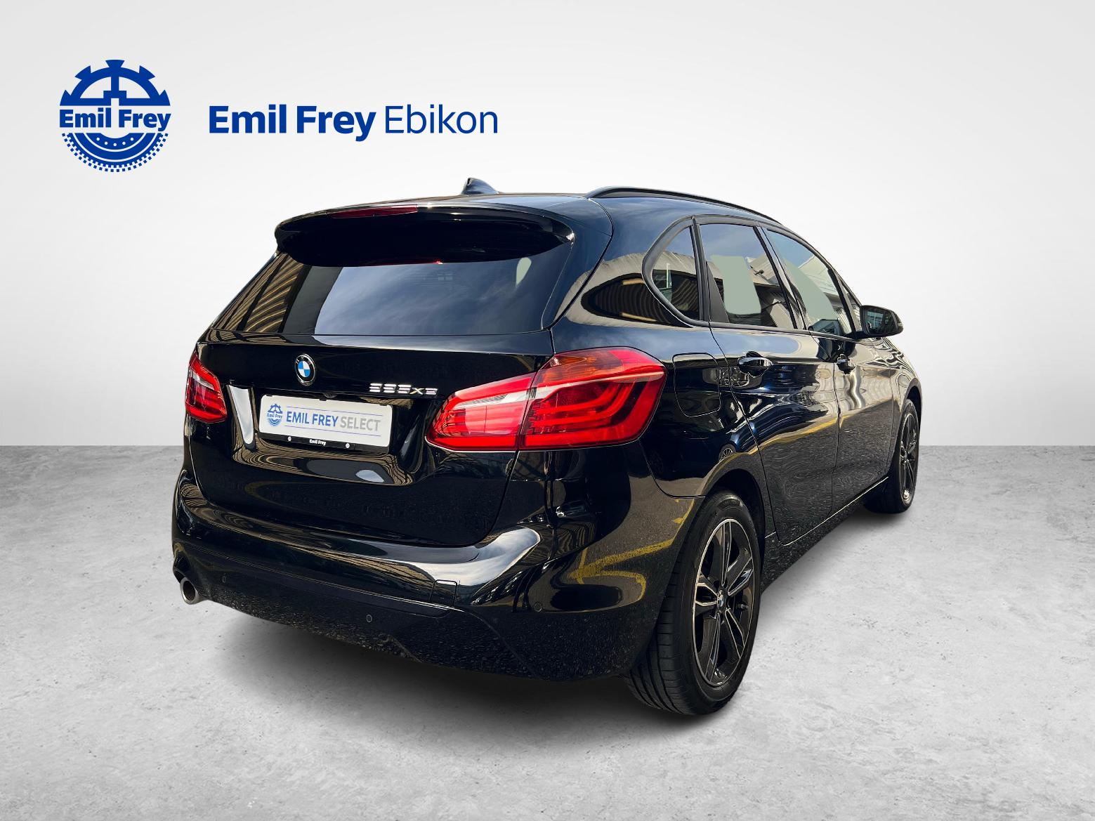 BMW 225xe Active Tourer-image-4