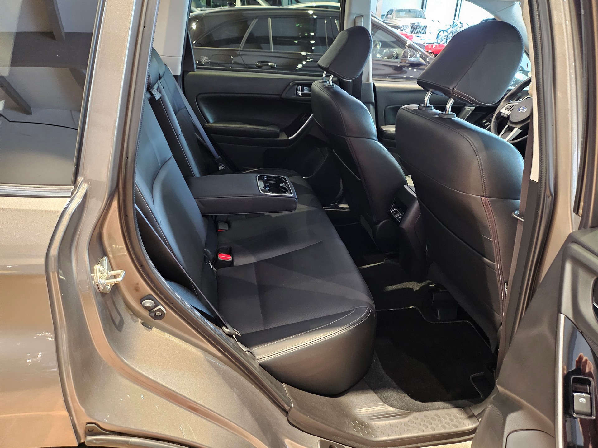 SUBARU Forester 2.0i Executive Lineartronic 🔥Standheizung🔥AHK 2000KG🔥-image-20