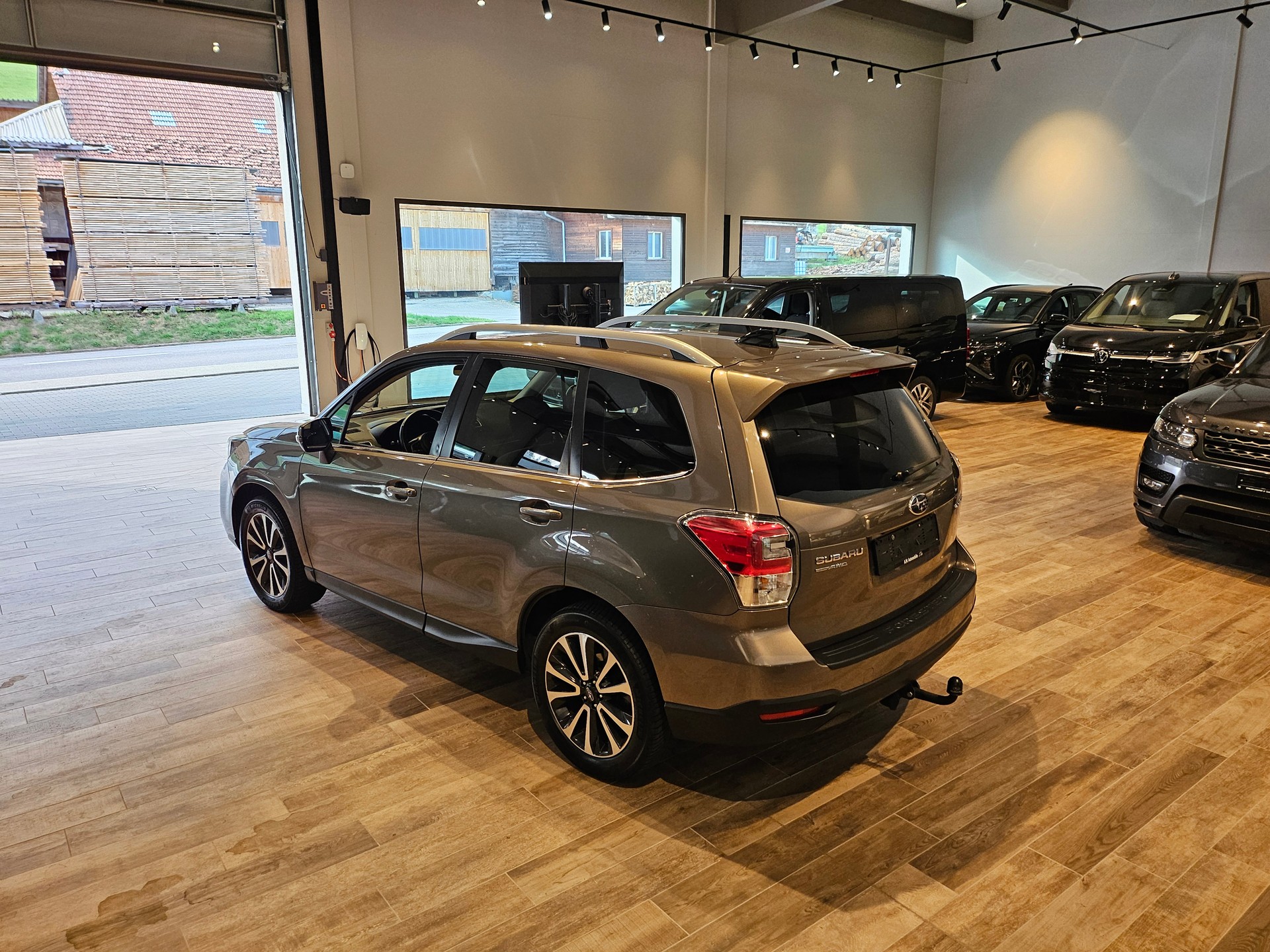SUBARU Forester 2.0i Executive Lineartronic 🔥Standheizung🔥AHK 2000KG🔥-image-13