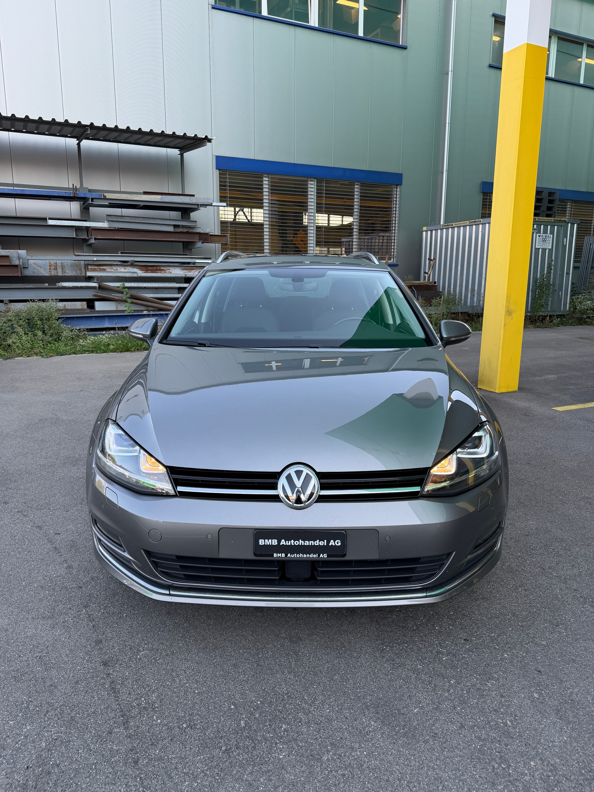 VW Golf Variant 1.4 TSI Comfortline DSG-image-1