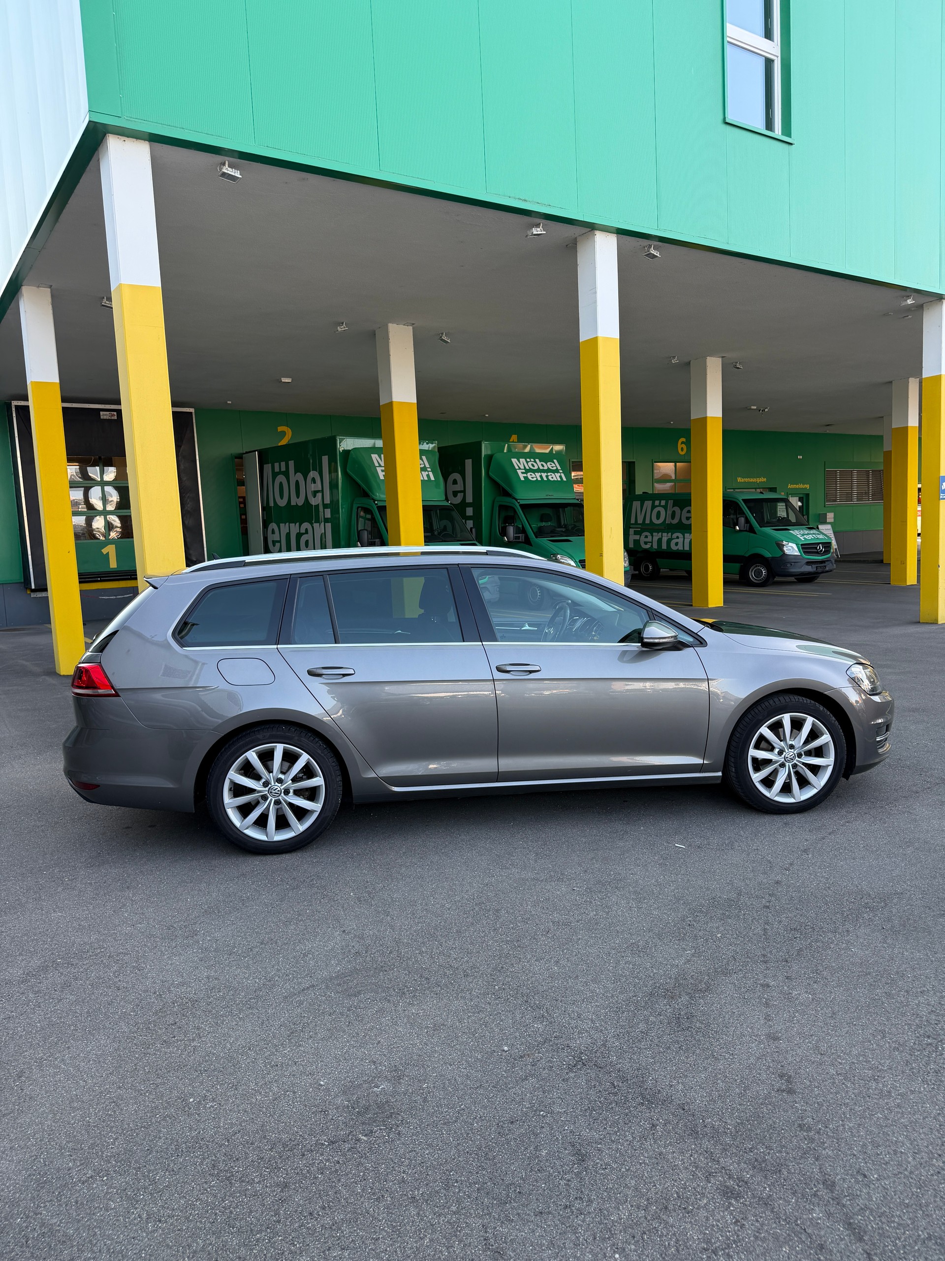 VW Golf Variant 1.4 TSI Comfortline DSG-image-7