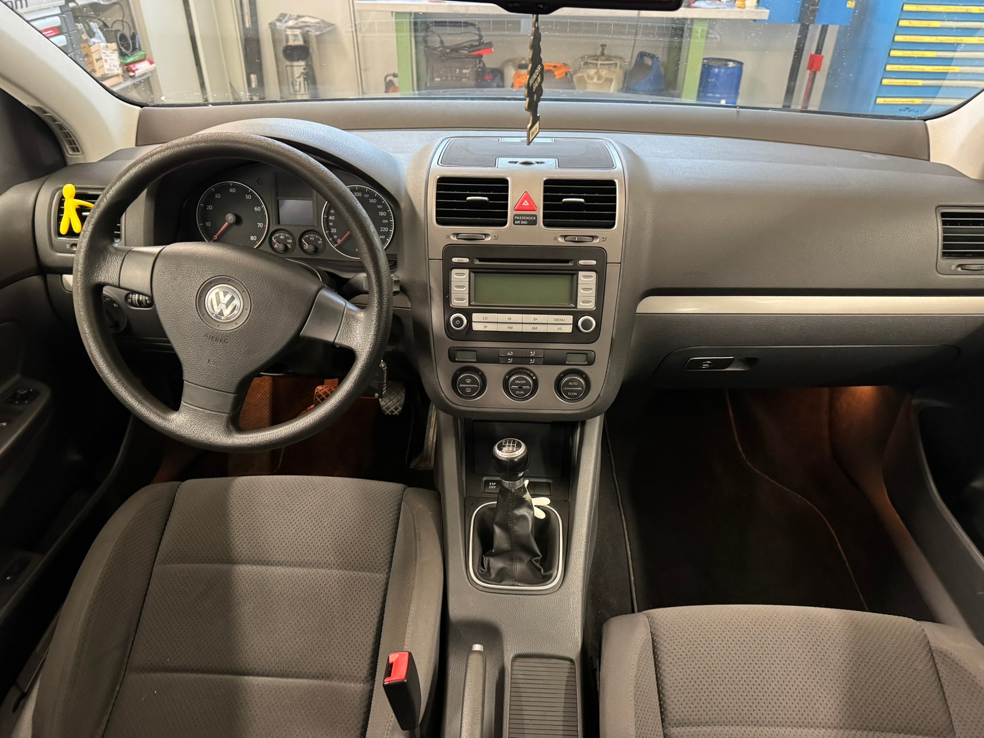 VW Golf 2.0 FSI Sportline 4Motion-image-7