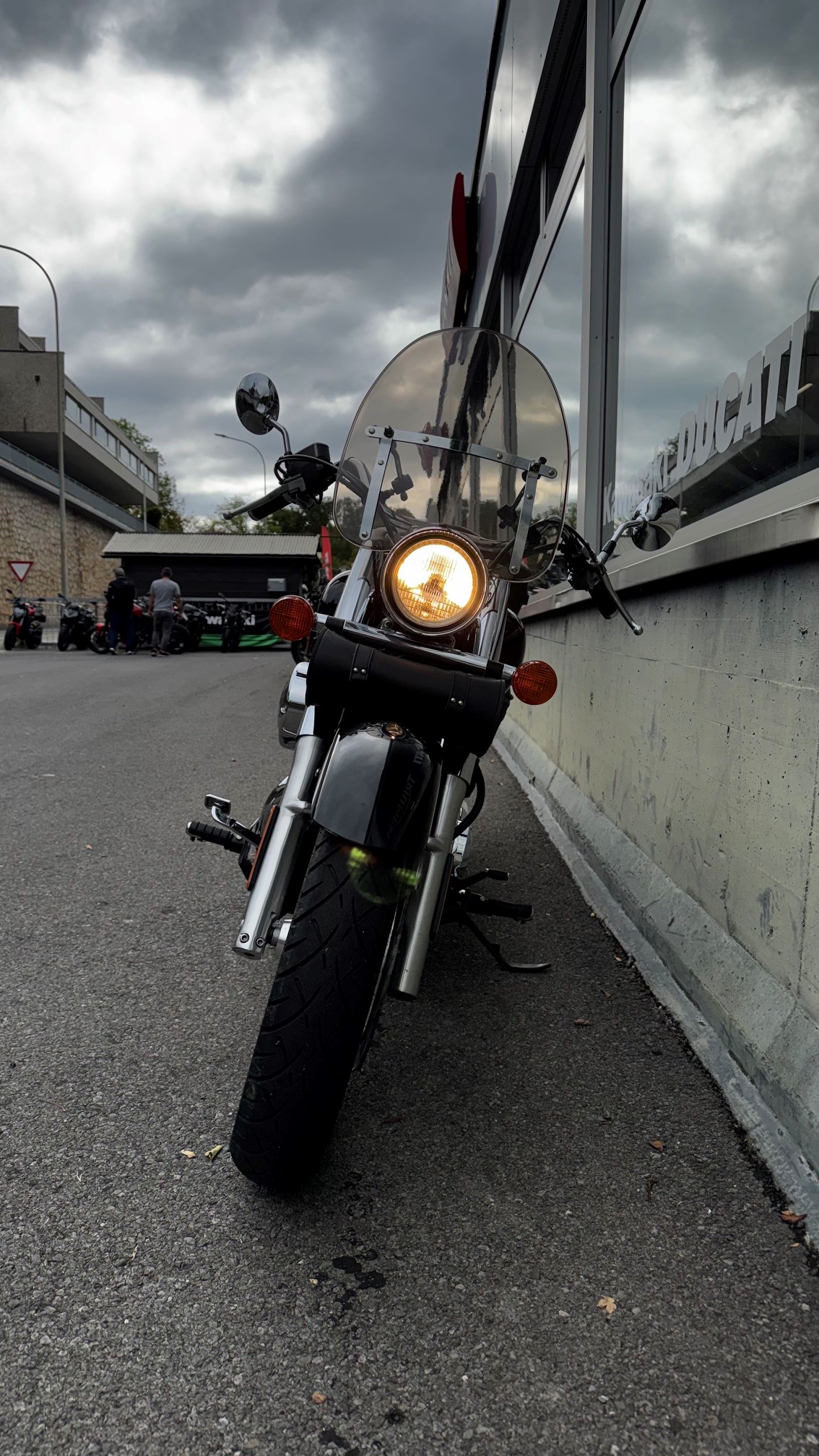 HONDA VT 750 C-showroom-element-2