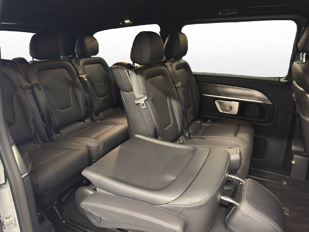 MERCEDES-BENZ V 300 d Exclusive Swiss Edition 4Matic Lang-image-12