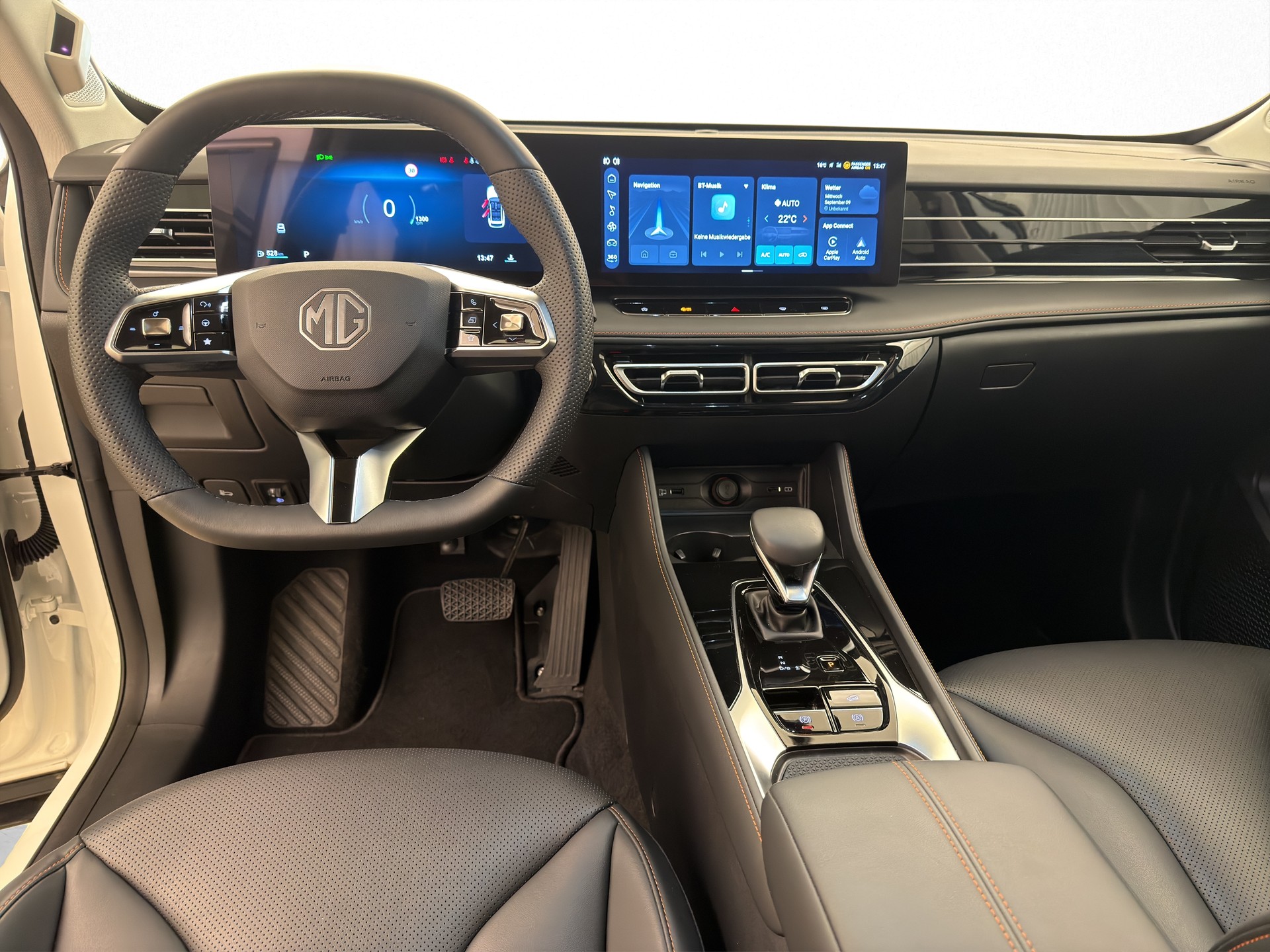 MG HS 1.5 Vti-Tech Luxury-image-8