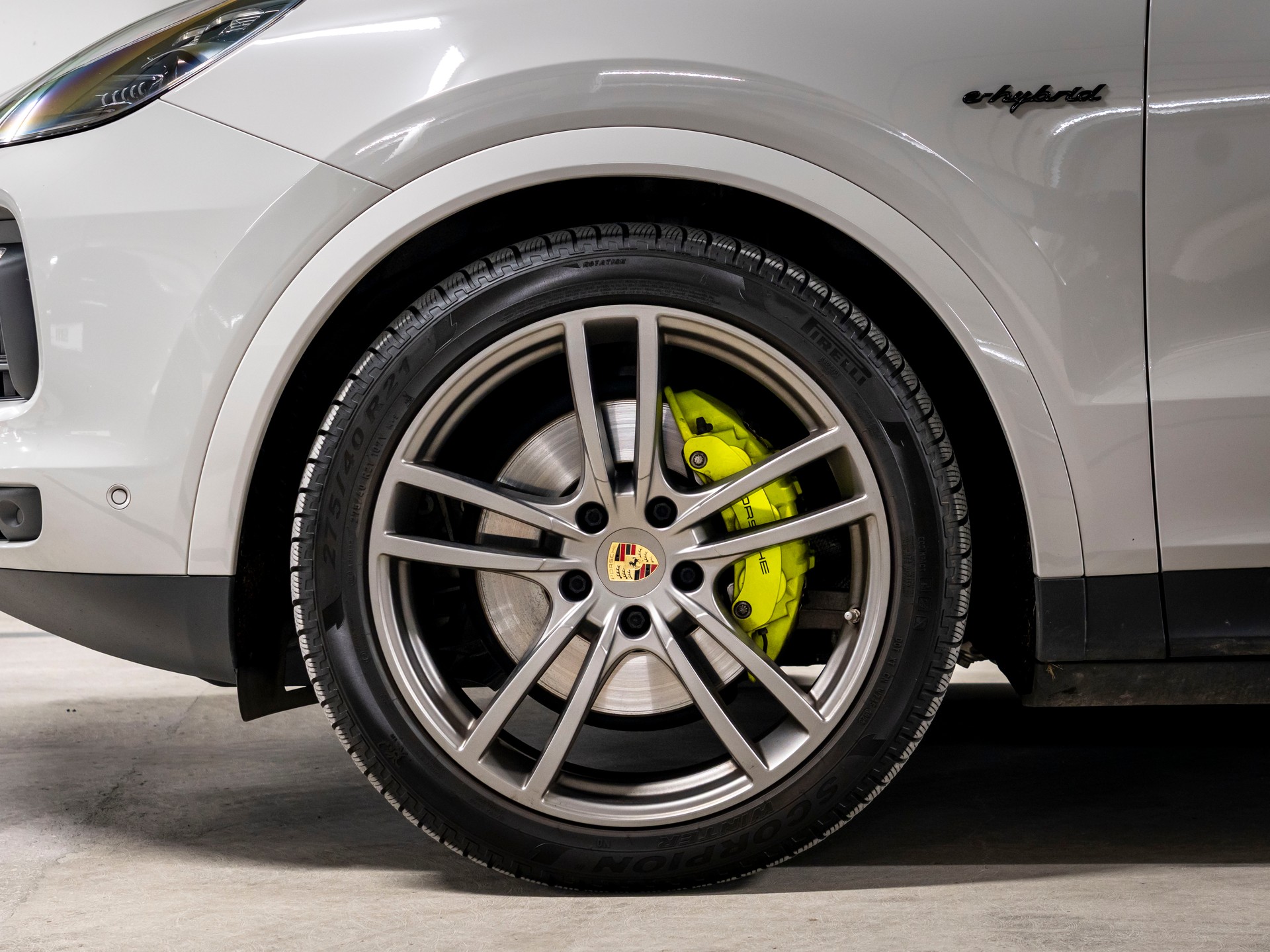 PORSCHE Cayenne Coupé E-Hybrid-image-7