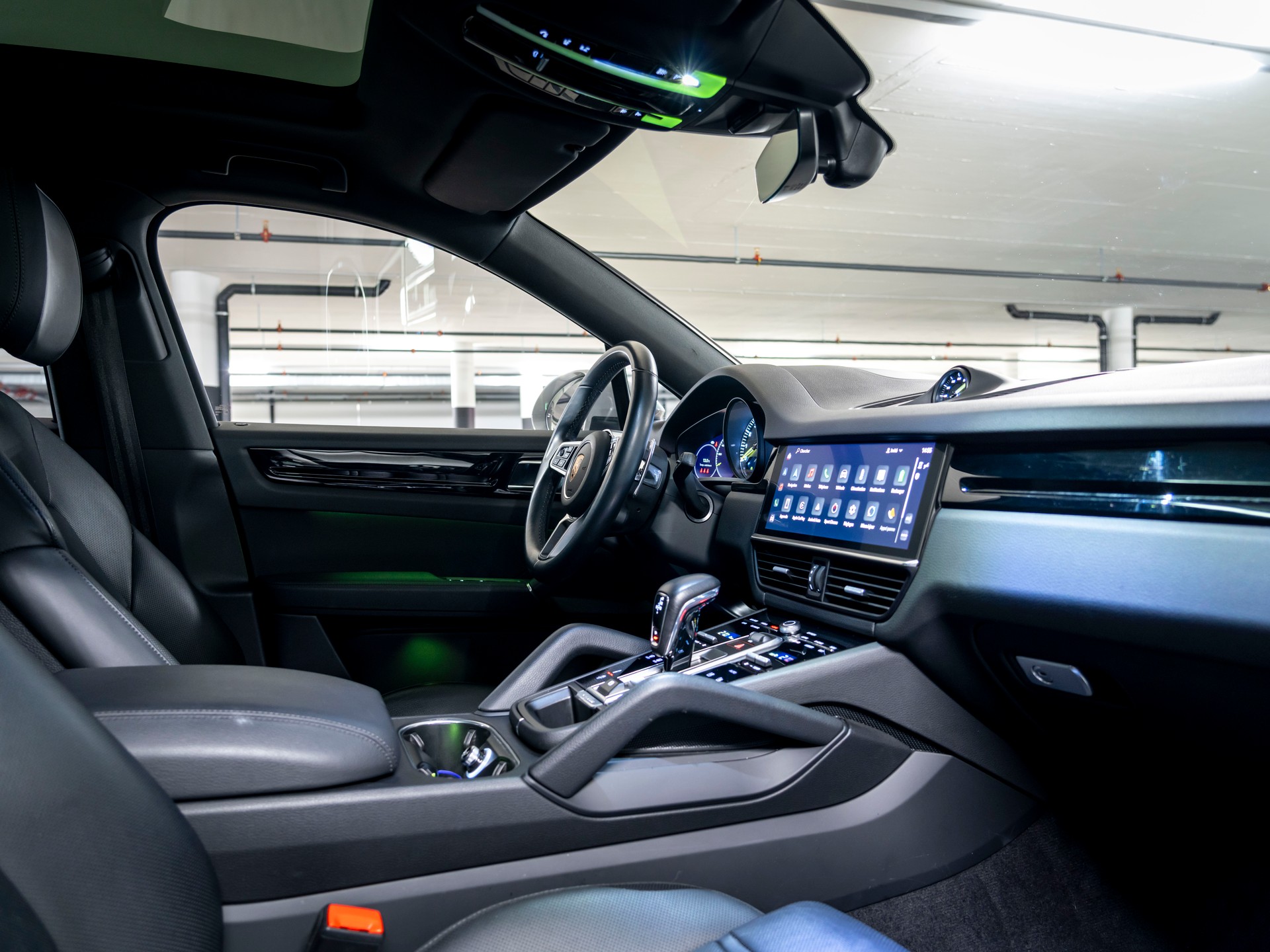 PORSCHE Cayenne Coupé E-Hybrid-image-23