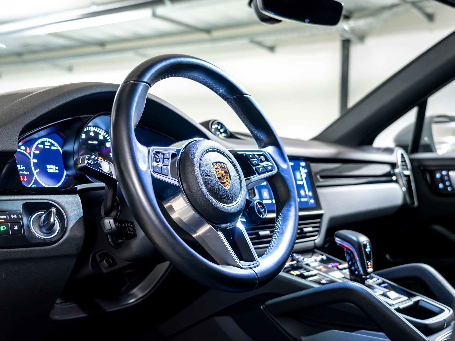 PORSCHE Cayenne Coupé E-Hybrid-image-15