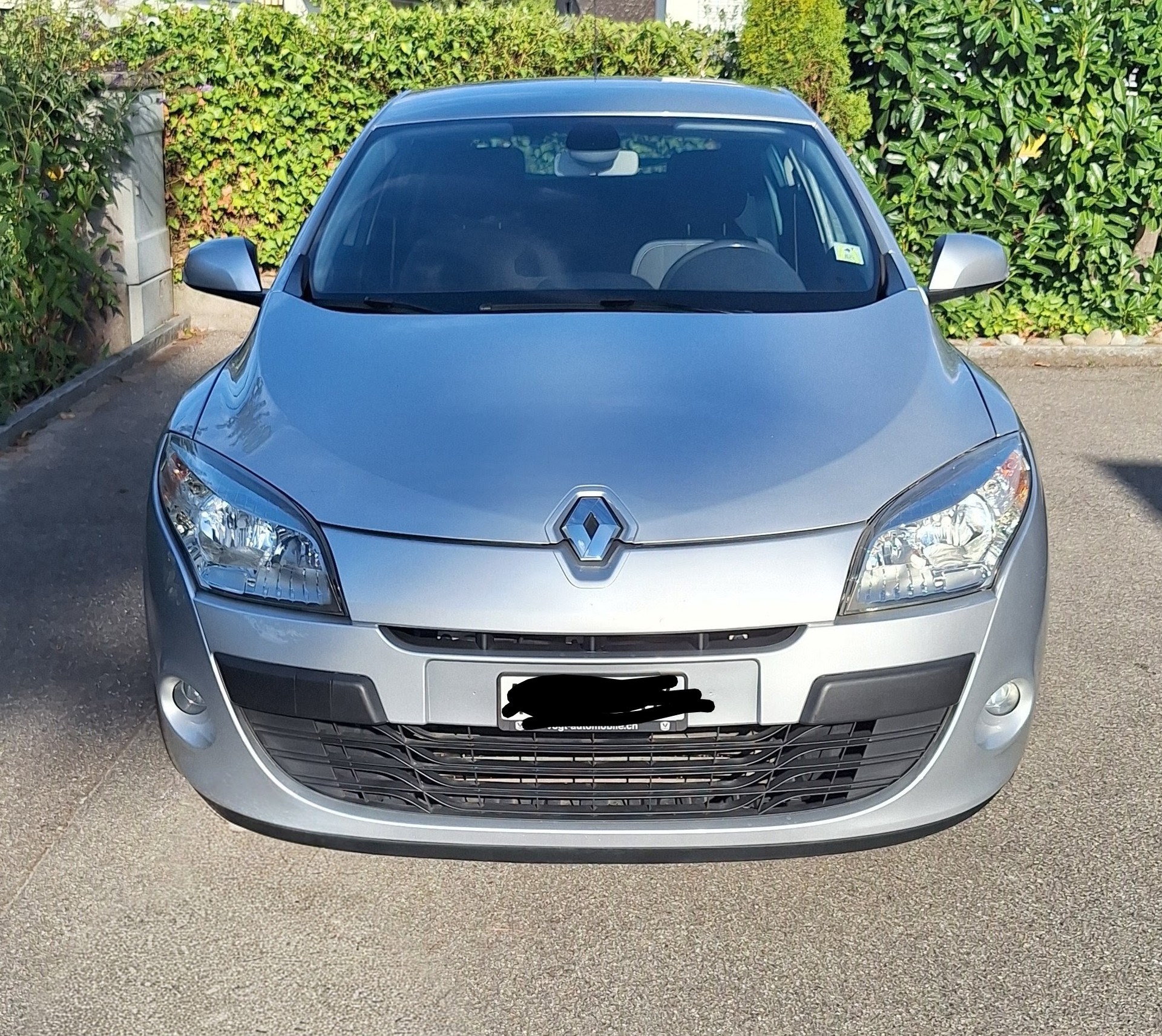 RENAULT 1.4 TCe Dynamique-image-0