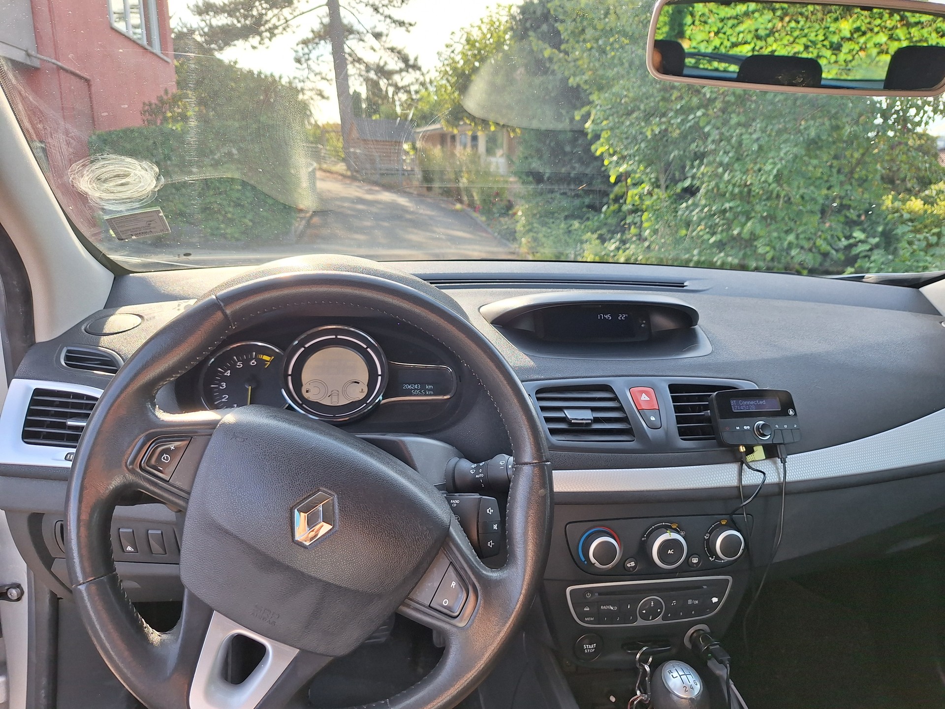RENAULT 1.4 TCe Dynamique-image-4