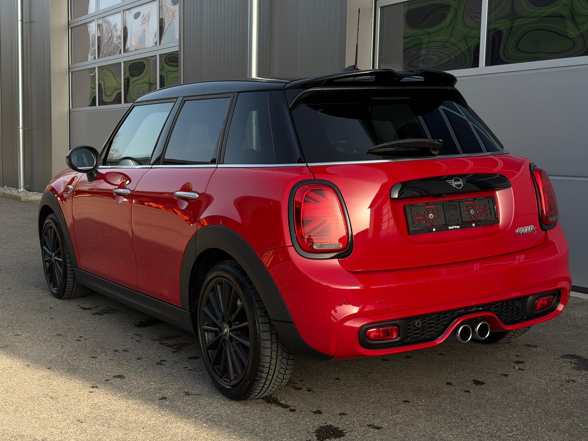 MINI Cooper S 5door 2.0T 192 ( Édition limitée 4/15 )-image-2