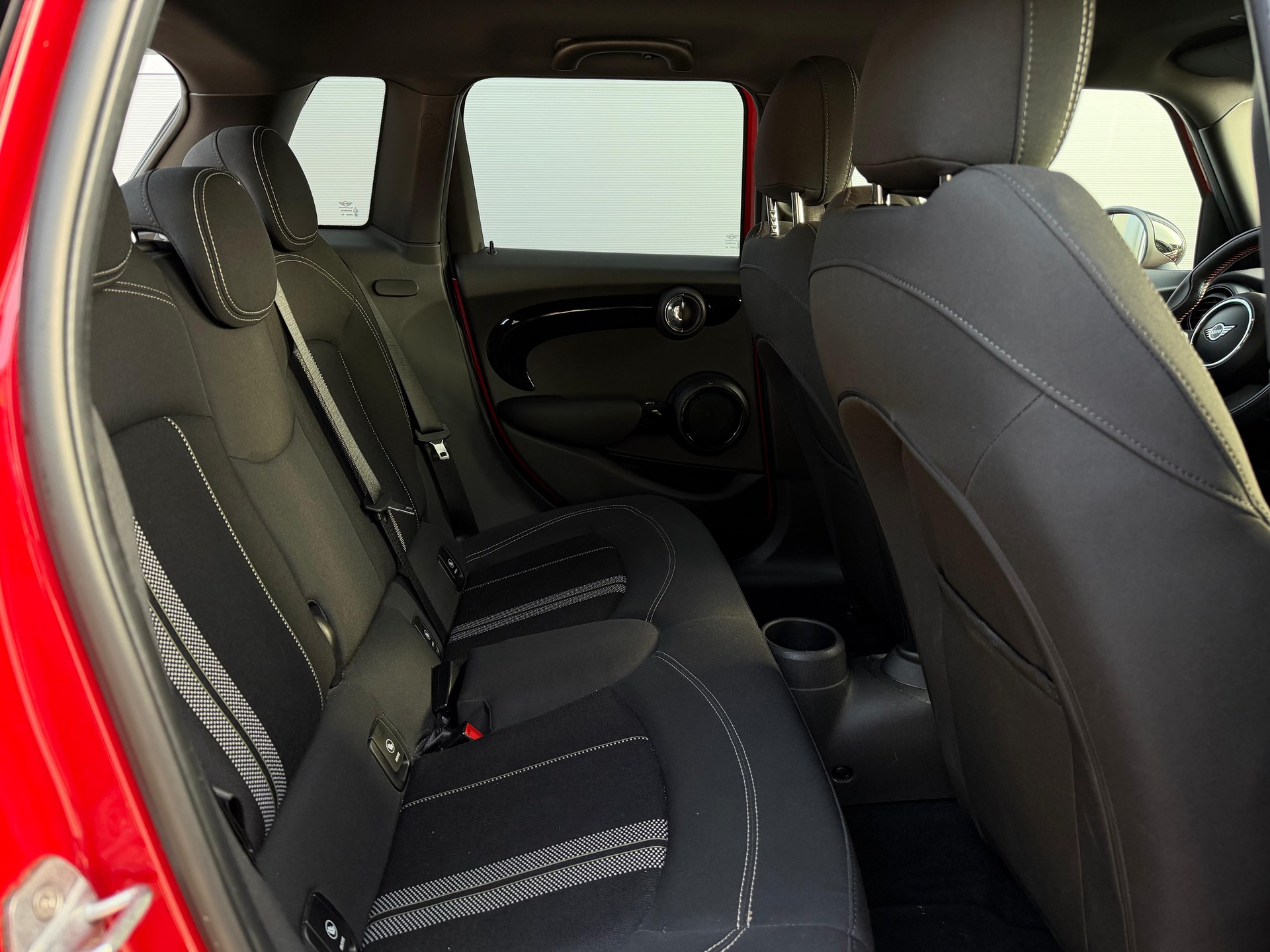 MINI Cooper S 5door 2.0T 192 ( Édition limitée 4/15 )-image-10