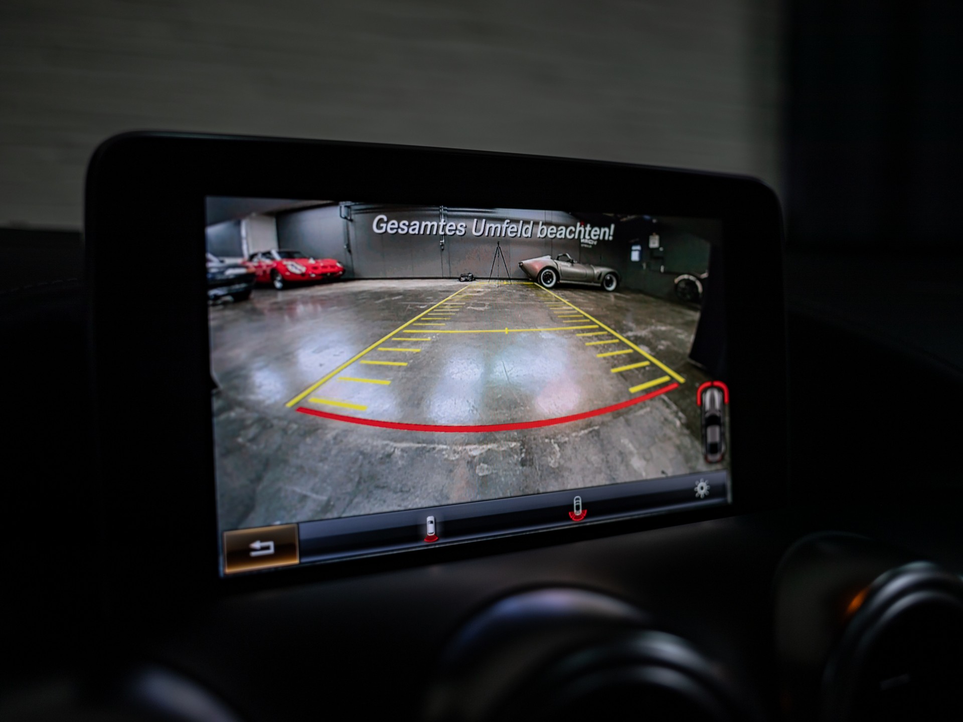 MERCEDES-BENZ AMG GT S Speedshift DCT-image-9