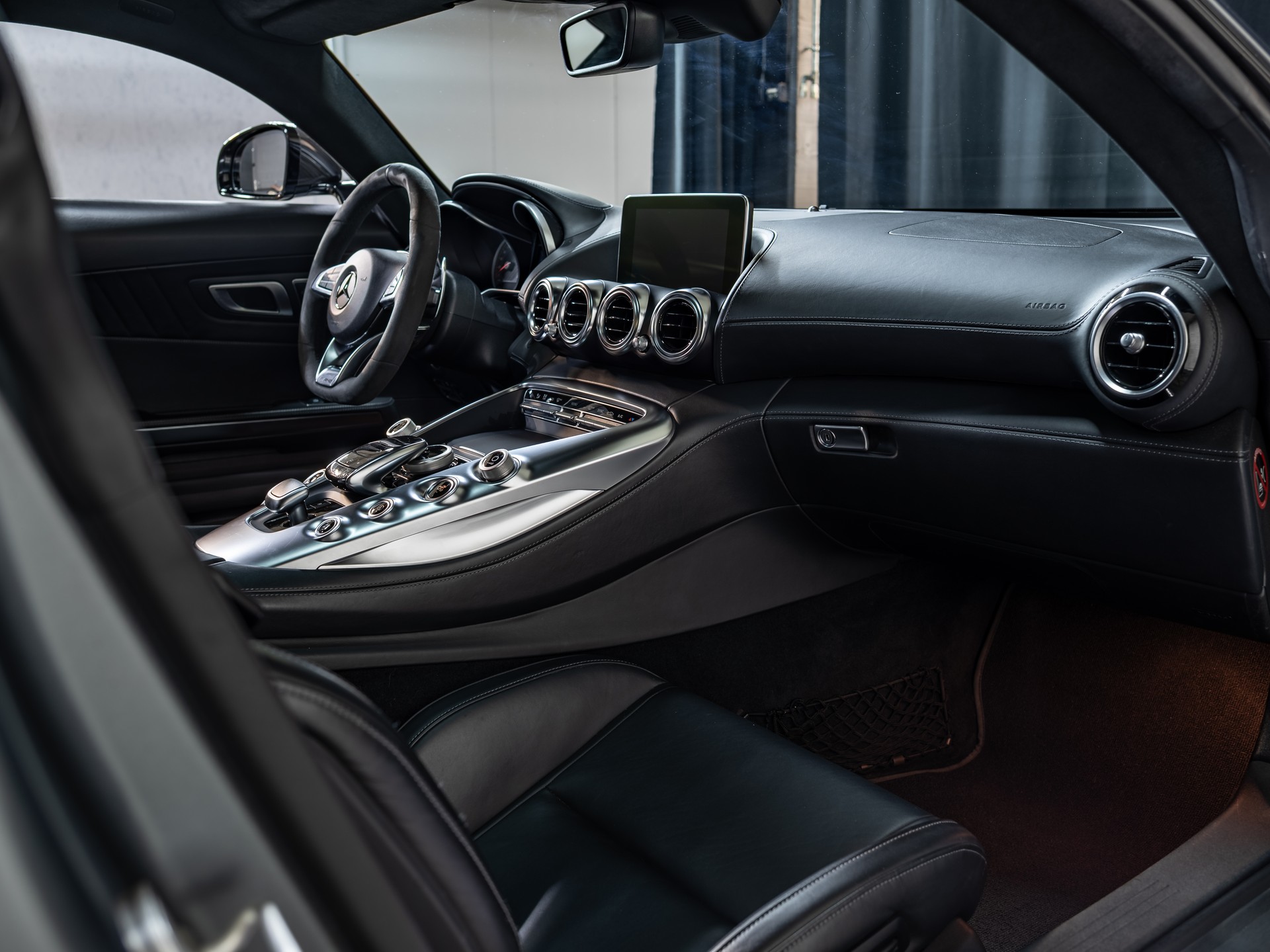 MERCEDES-BENZ AMG GT S Speedshift DCT-image-8
