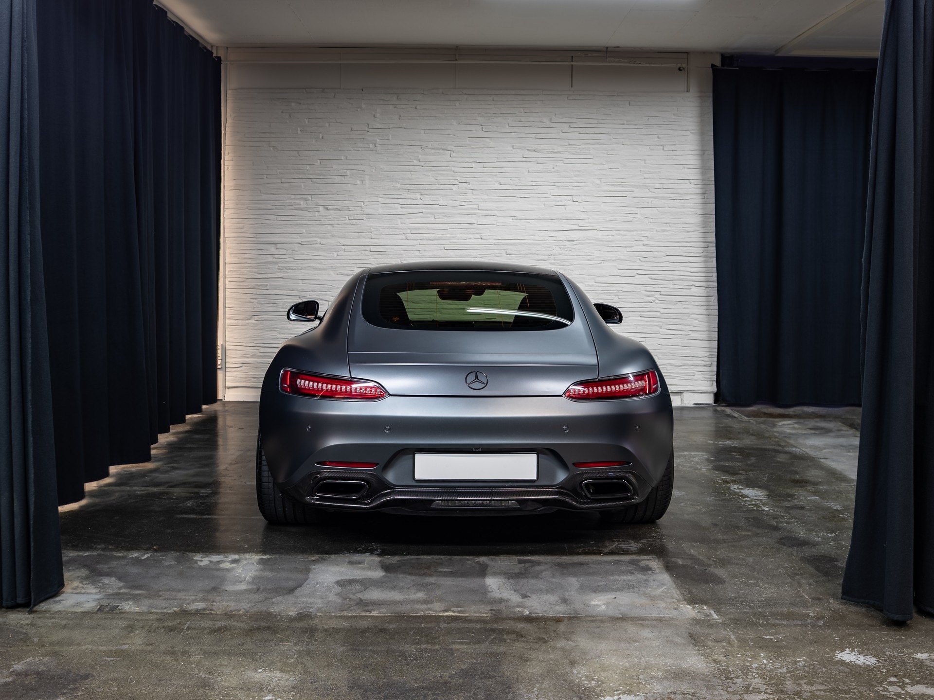 MERCEDES-BENZ AMG GT S Speedshift DCT-image-3