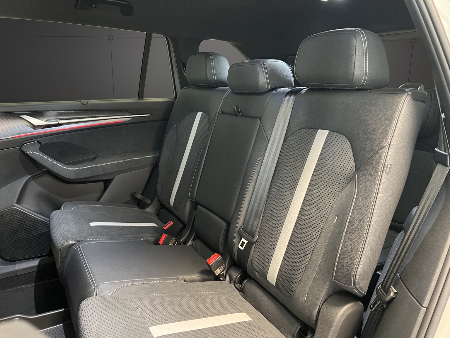 SKODA Kodiaq 2.0 TSI Sportline 4x4-image-8