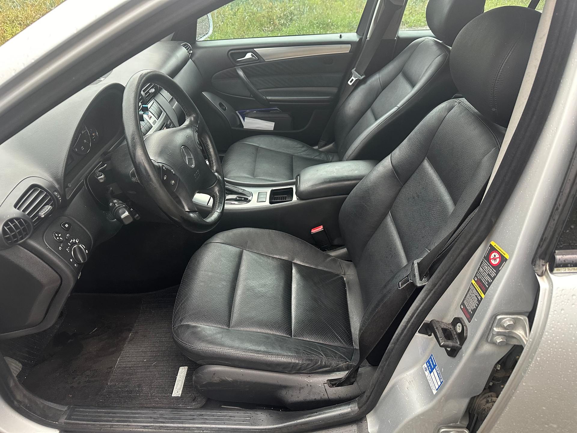 MERCEDES-BENZ C 280 Avantgarde 4Matic Automatic-image-10