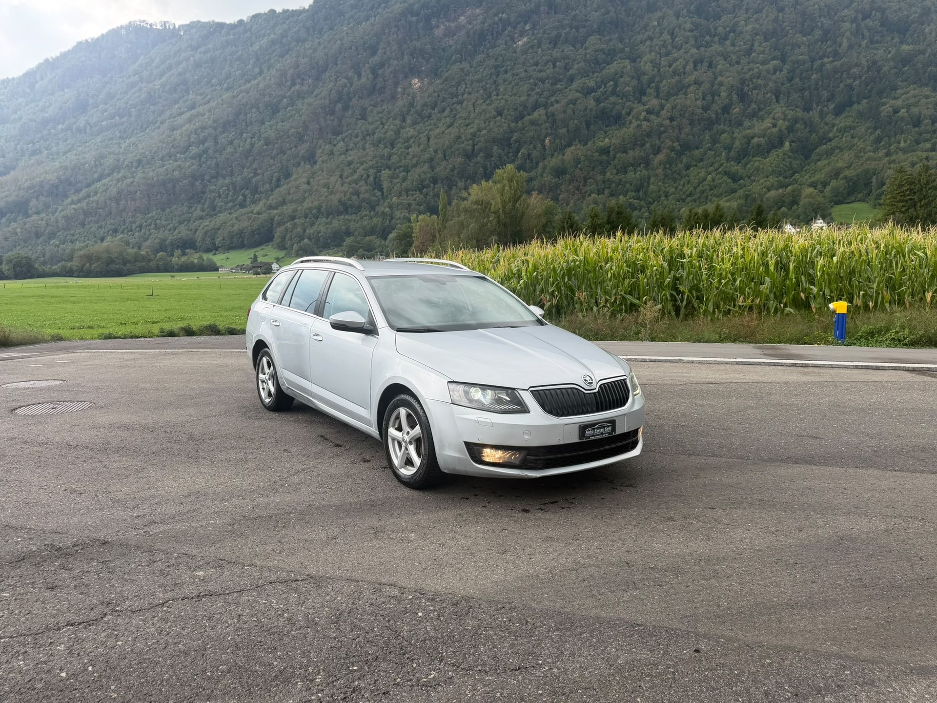 SKODA Octavia Combi 1.8 TSI Ambition 4x4 DSG-image-1